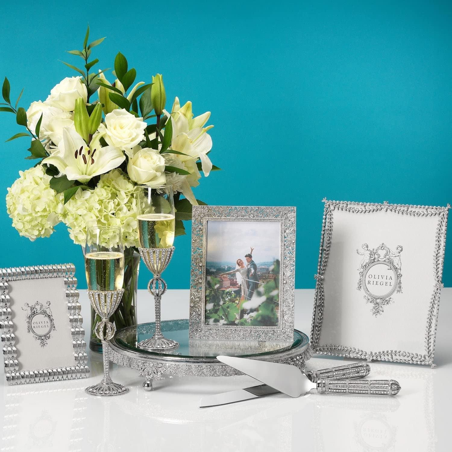 Silver Glass Windsor Cake Stand with Decorative Trim