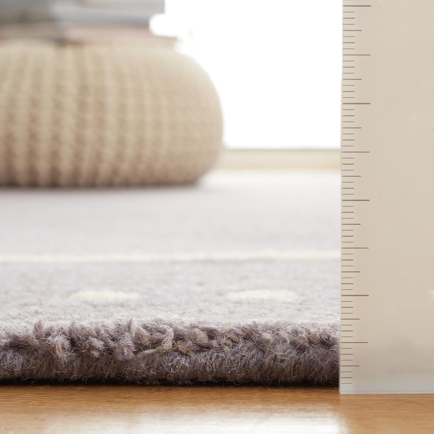 Bella BEL151 Hand Tufted Area Rug - Silver/Ivory - 8'x10' - Safavieh.