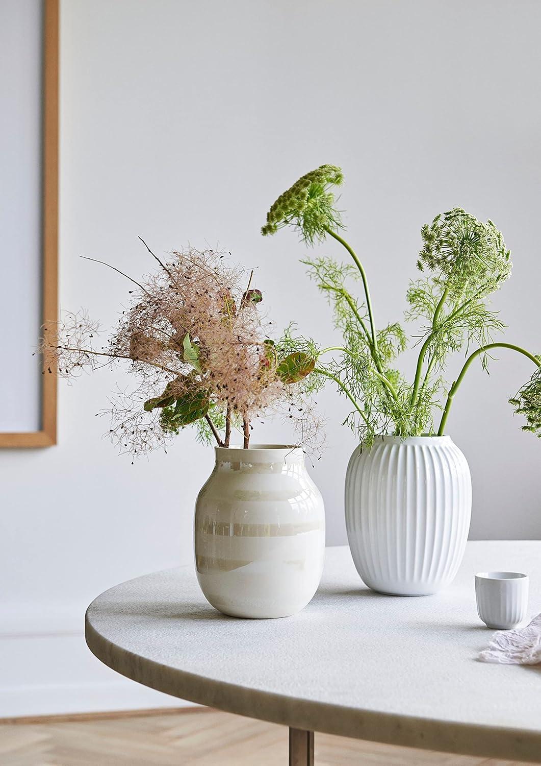 White Porcelain Grooved Round Table Vase