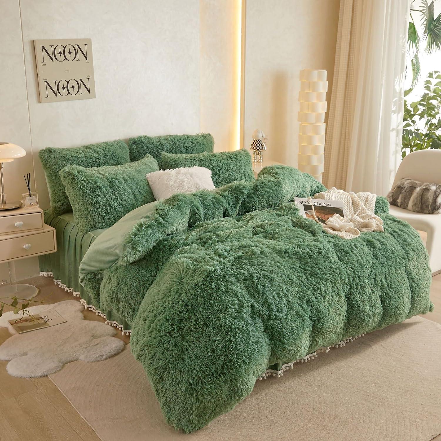 LIFEREVO 3 Pieces Luxury Plush Shaggy Faux Fur Duvet Cover Set(1 Fluffy Fuzzy Comforter Cover + 2 Pompoms Fringe Quilted Pillow Shams) Furry Bed Set, Zipper Closure, Queen Size, Dark Green