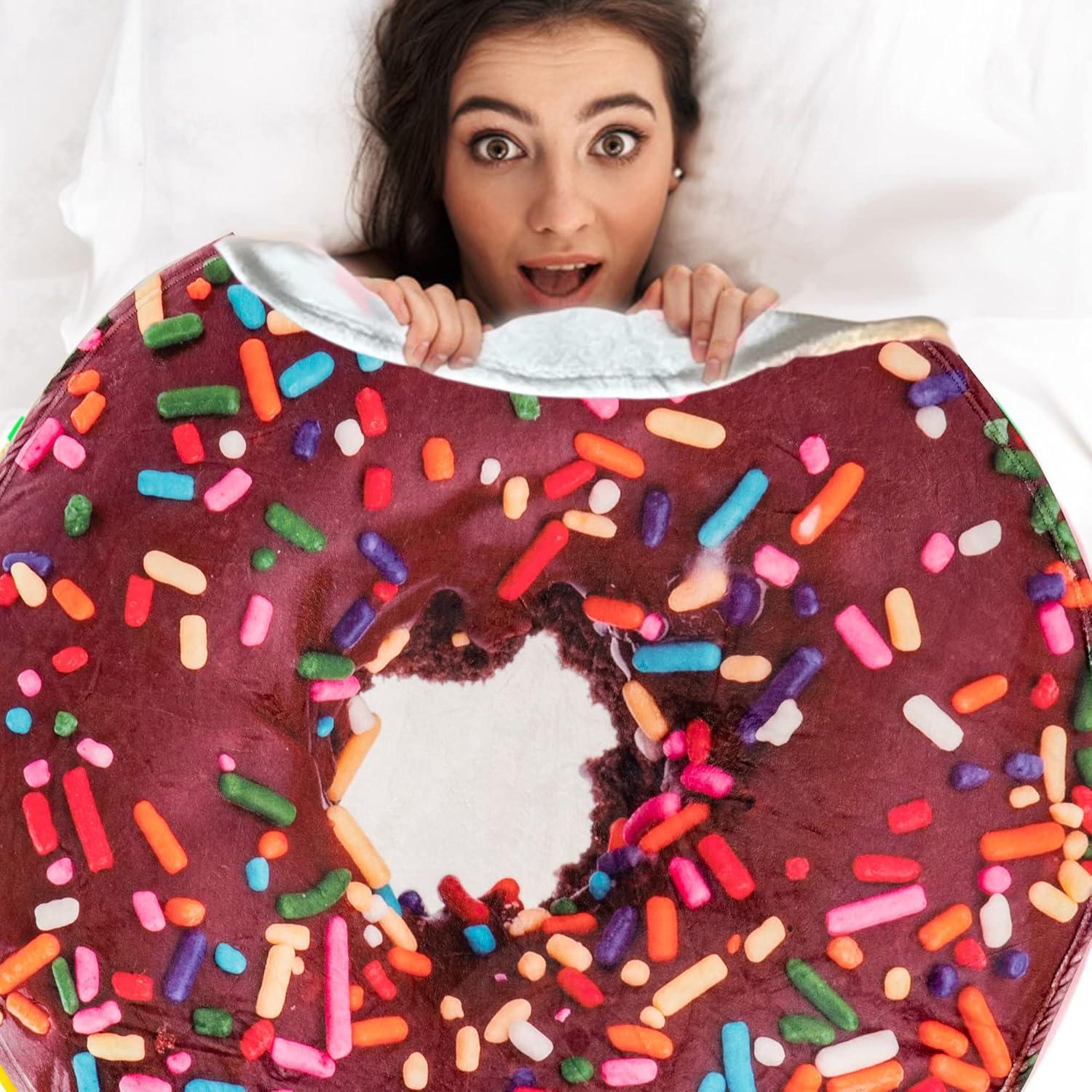 Battilo Soft and Fluffy Food Blanket,Flannel Cookie Throw Blankets,Funny Gift,71"