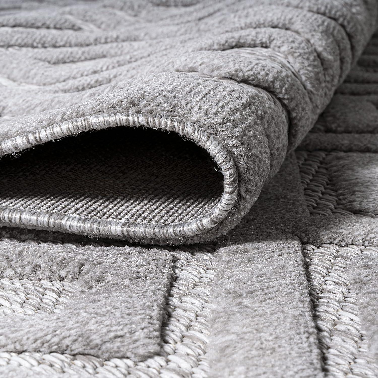 5' x 5' Portmany Neutral Diamond Trellis Indoor/Outdoor Area Rug, Light Gray - JONATHAN Y