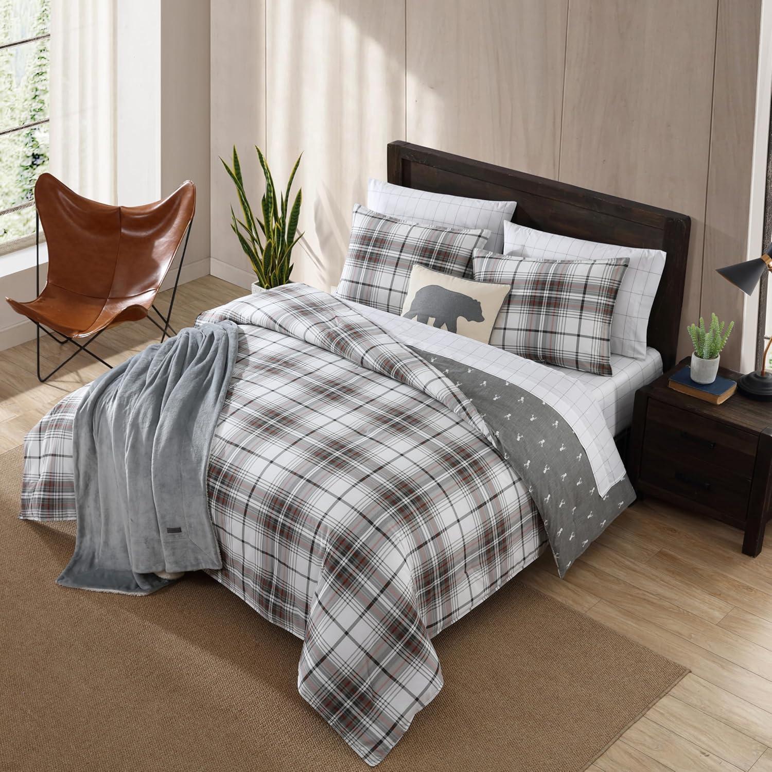 Eddie Bauer Eddie Bauer Timbers Green Cotton Reversible Bedding Set