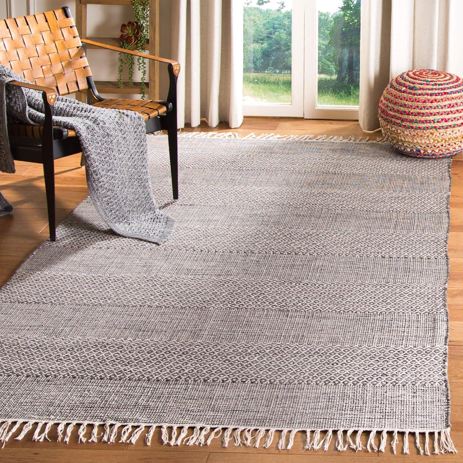 Montauk MTK330 Hand Woven Area Rug - Ivory/Anthracite - 3'x5' - Safavieh.