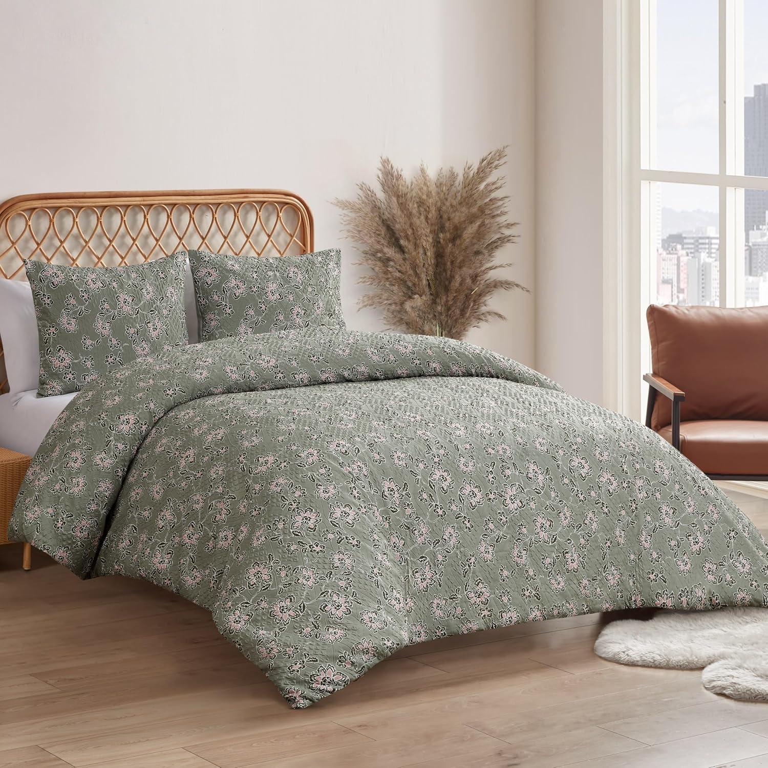 Jessica Simpson Botanical Embossed Polyester Bedding Set