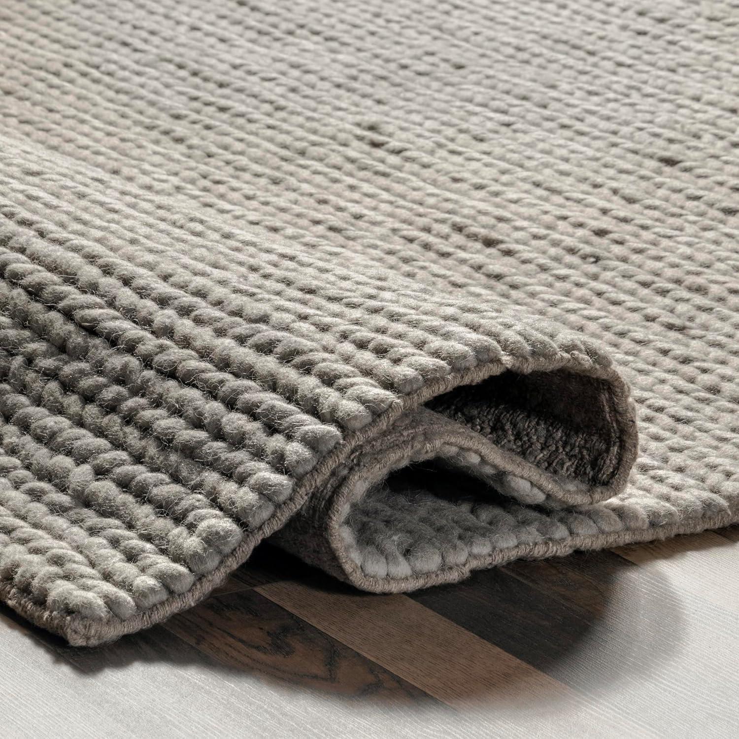 nuLOOM 3x5 Penelope Wool Braided Handmade Area Rug, Light Grey, Solid Rustic Farmhouse Style, For Bedroom, Living Room, Hallway, Entryway