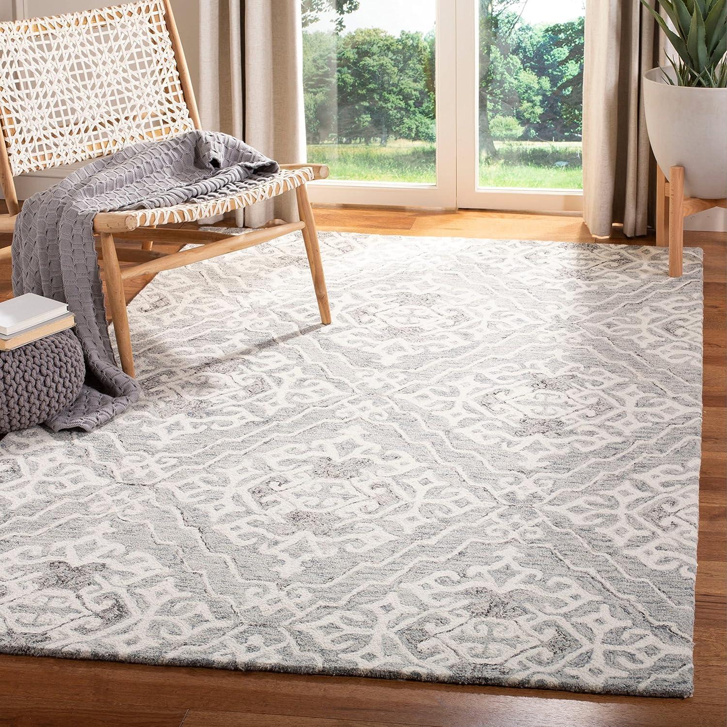 Elegant Gray Hand-Tufted Wool Area Rug 4' x 6'