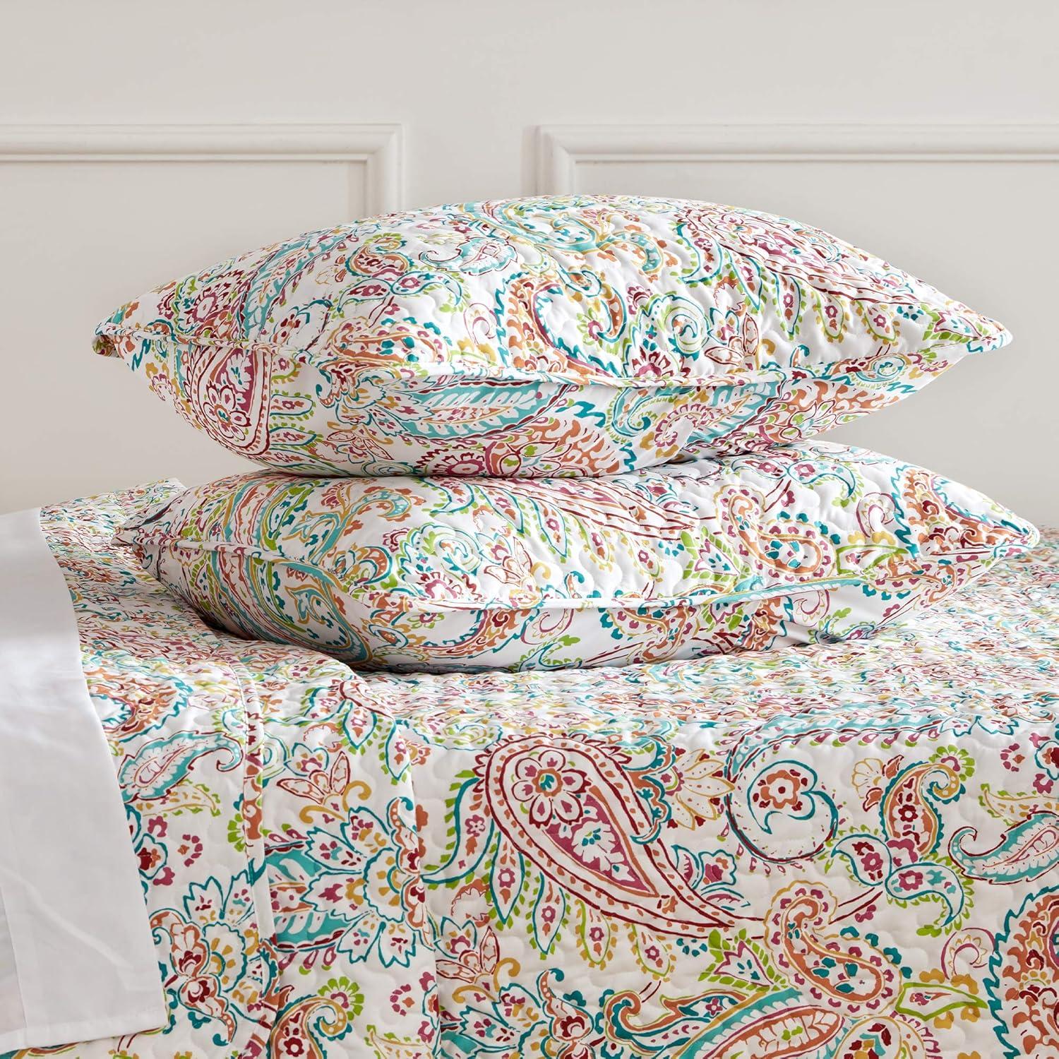 Full Paisley Reversible Microfiber Quilt Set with Shams