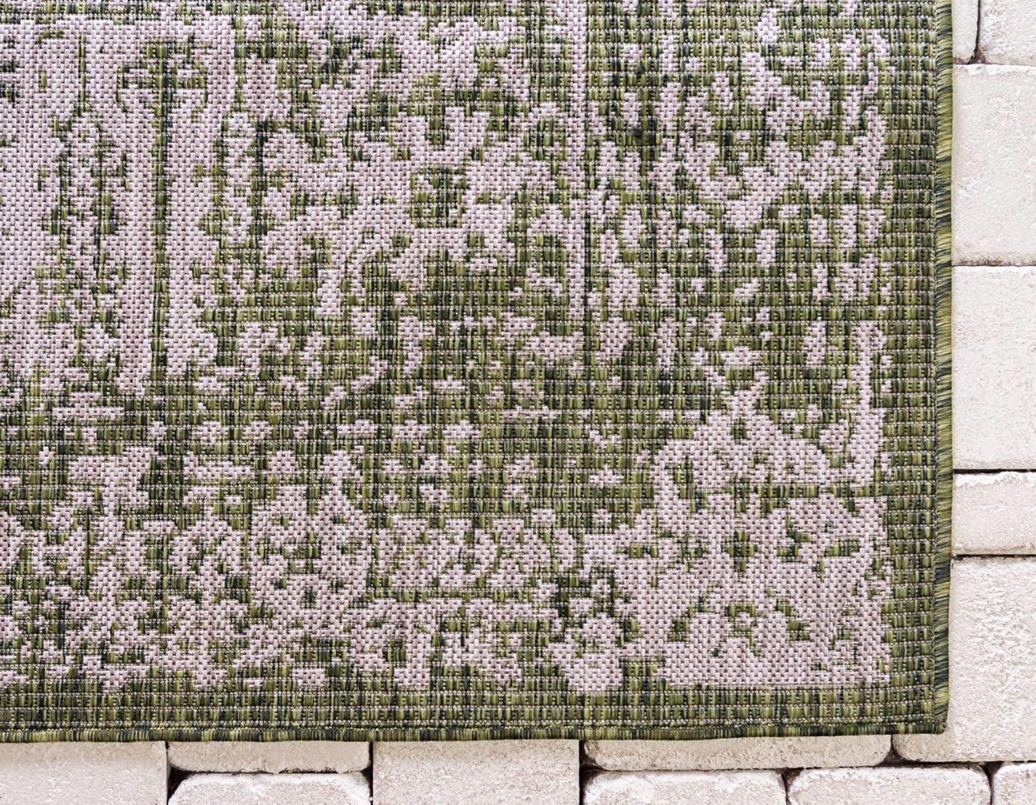 Unique Loom 6' 0 x 9' 0 Rectangle Indoor/Outdoor Traditional Green Area Rug