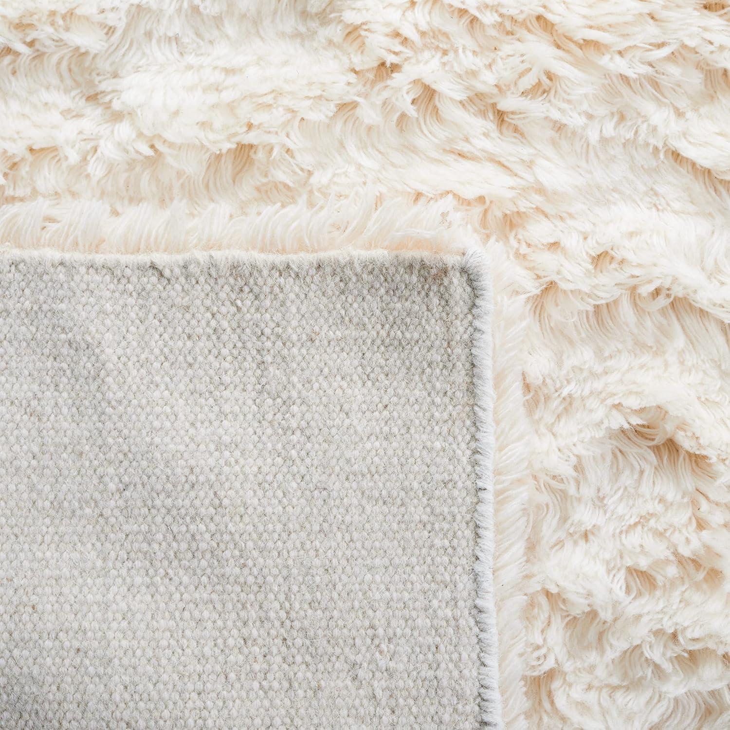 Casablanca CSB701 Hand Woven Area Rug - Ivory - 6'x9' - Safavieh.