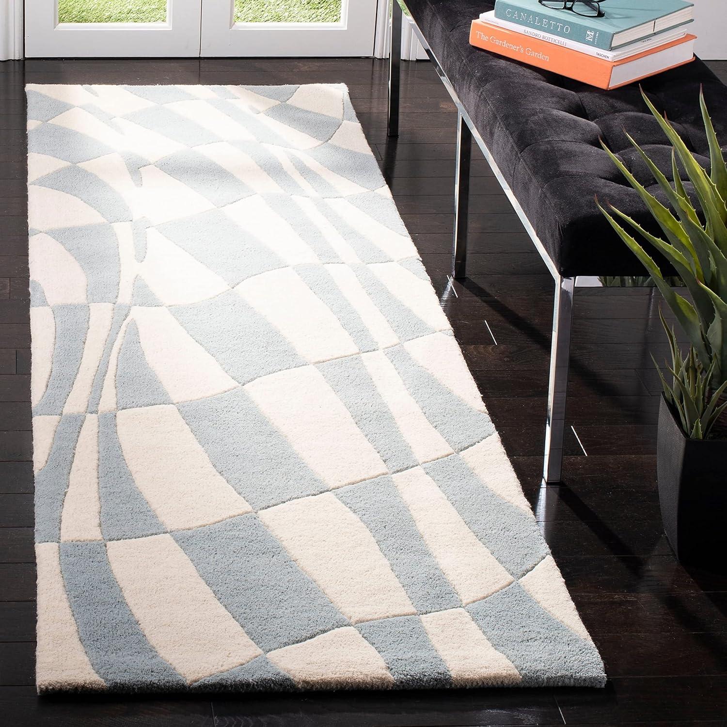 Soho SOH763 Hand Tufted Contemporary Area Rug  - Safavieh