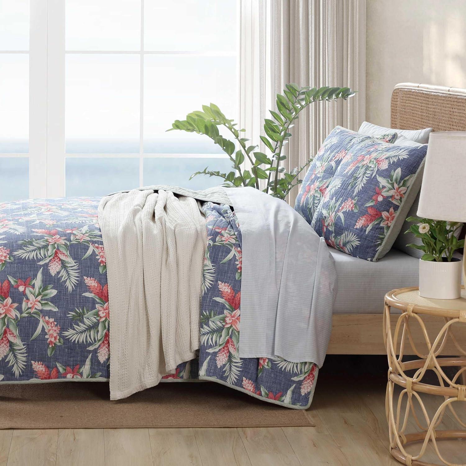 Eddie Bauer Tommy Bahama Floral Enchantment Cotton Reversible Blue Quilt Set