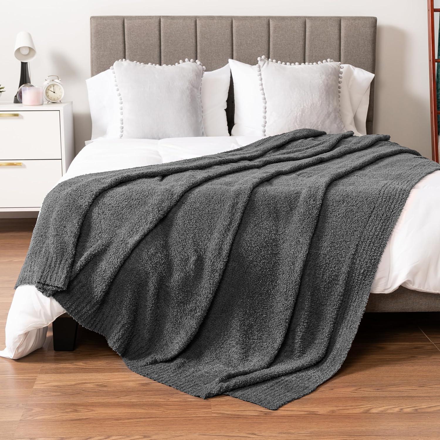 PAVILIA Plush Knit Throw Blanket for Couch Sofa Bed, Super Soft Fluffy Fuzzy Lightweight Warm Cozy All Season