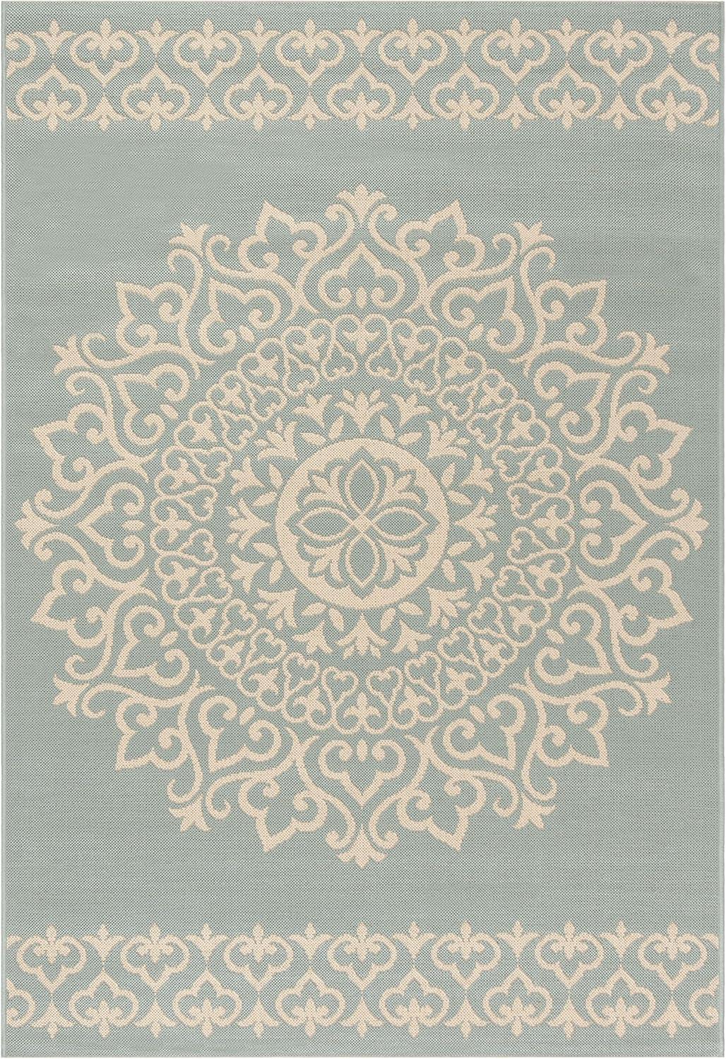 SAFAVIEH Beach House Lynette Medallion Indoor/Outdoor Area Rug, Cream/Aqua, 5'3" x 7'6"