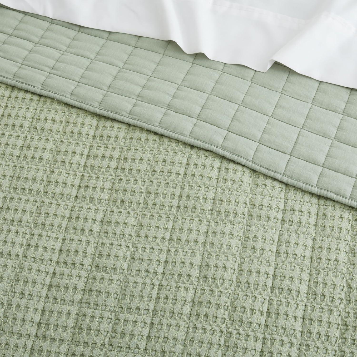 Mills Waffle Desert Sage Twin Quilt Set - Levtex Home
