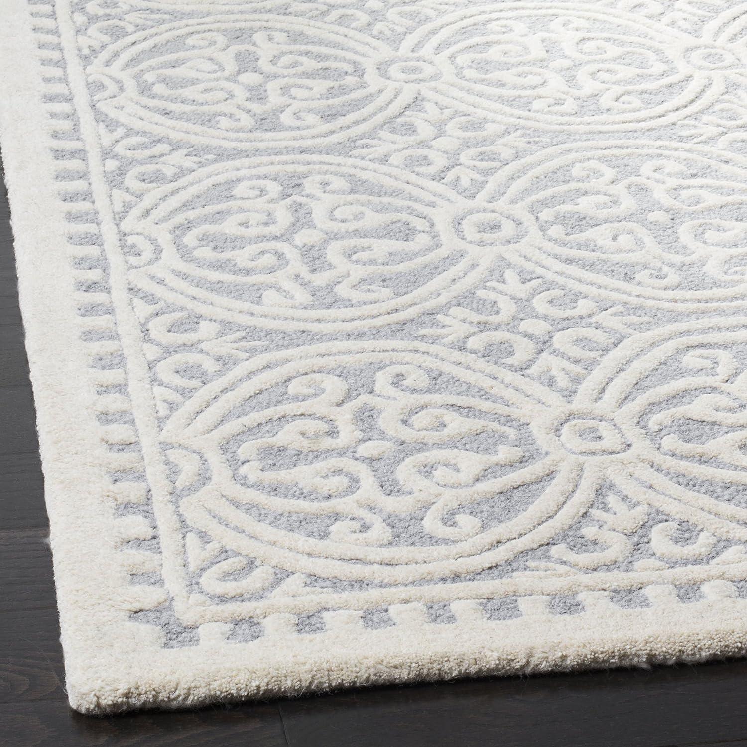 Cambridge CAM123 Hand Tufted Area Rug  - Safavieh