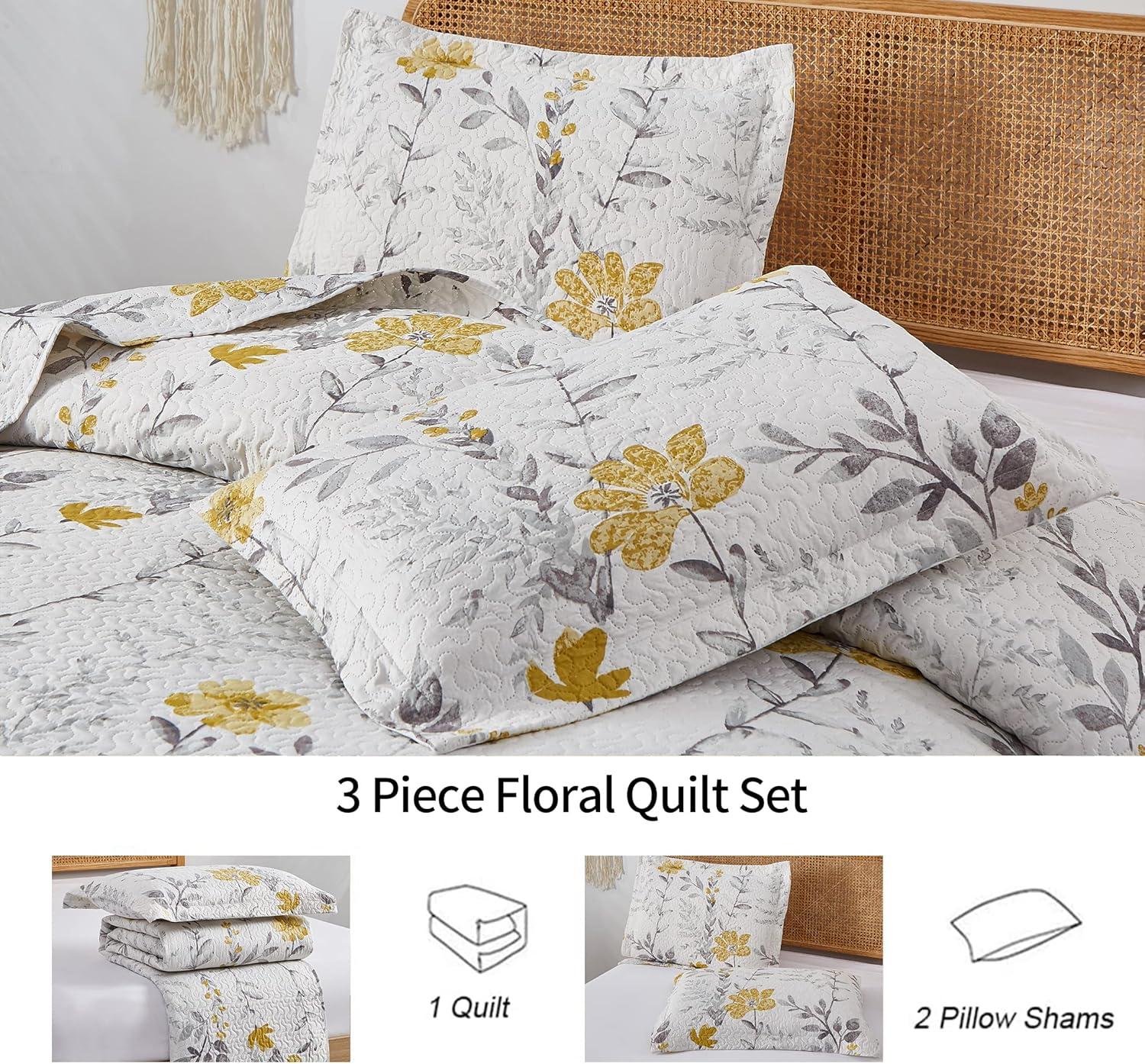 Torre & Tagus Aprile Traditional Floral Quilt Set