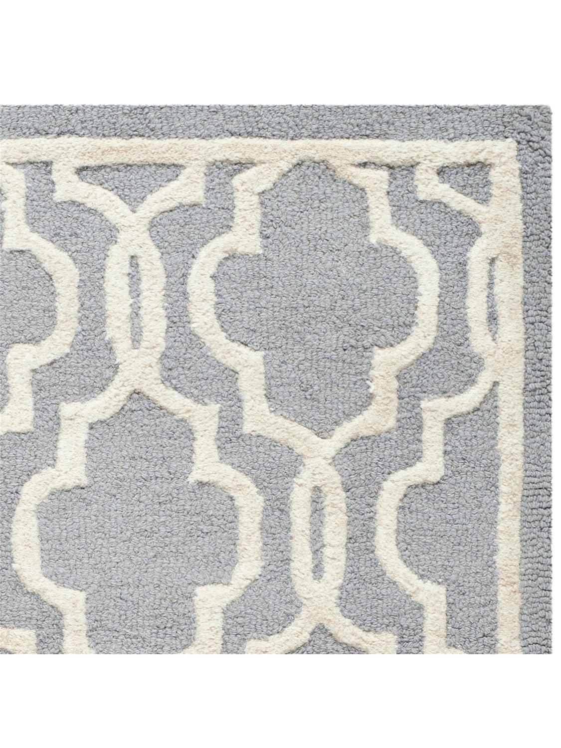 Cambridge CAM131 Tufted Indoor Runner Rug - Silver/Ivory - 2'6"x16' - Safavieh