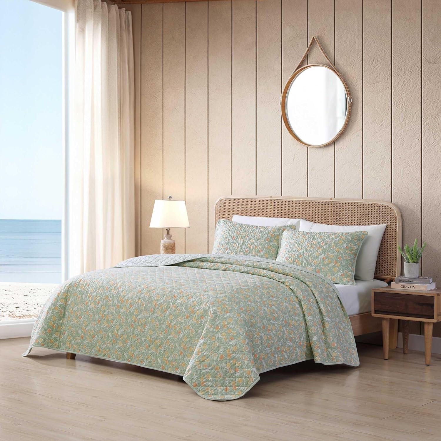 Tommy Bahama Pineapple Bloom Cotton Reversible Green Quilt Set