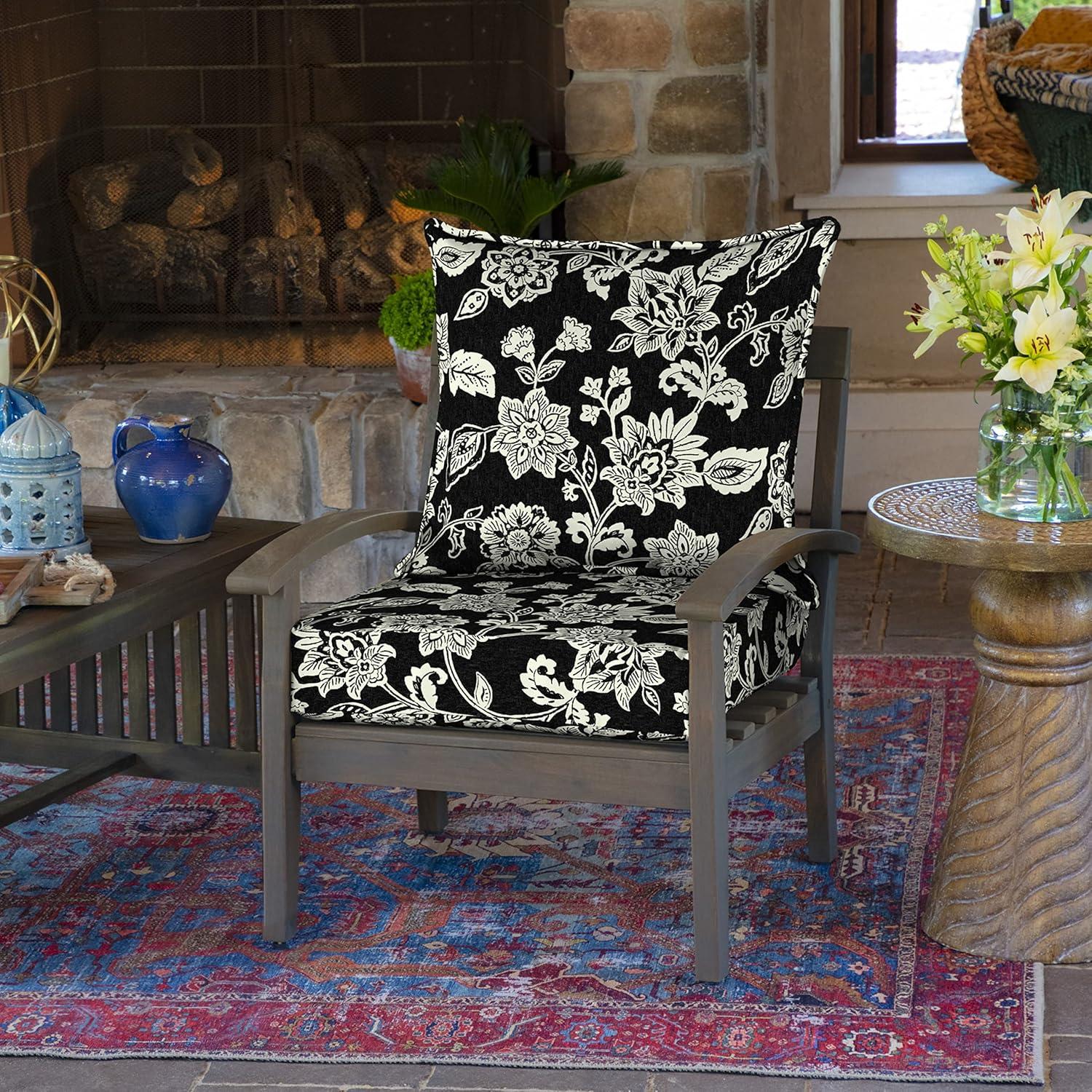 Outdoor Lounge Chair Cushion