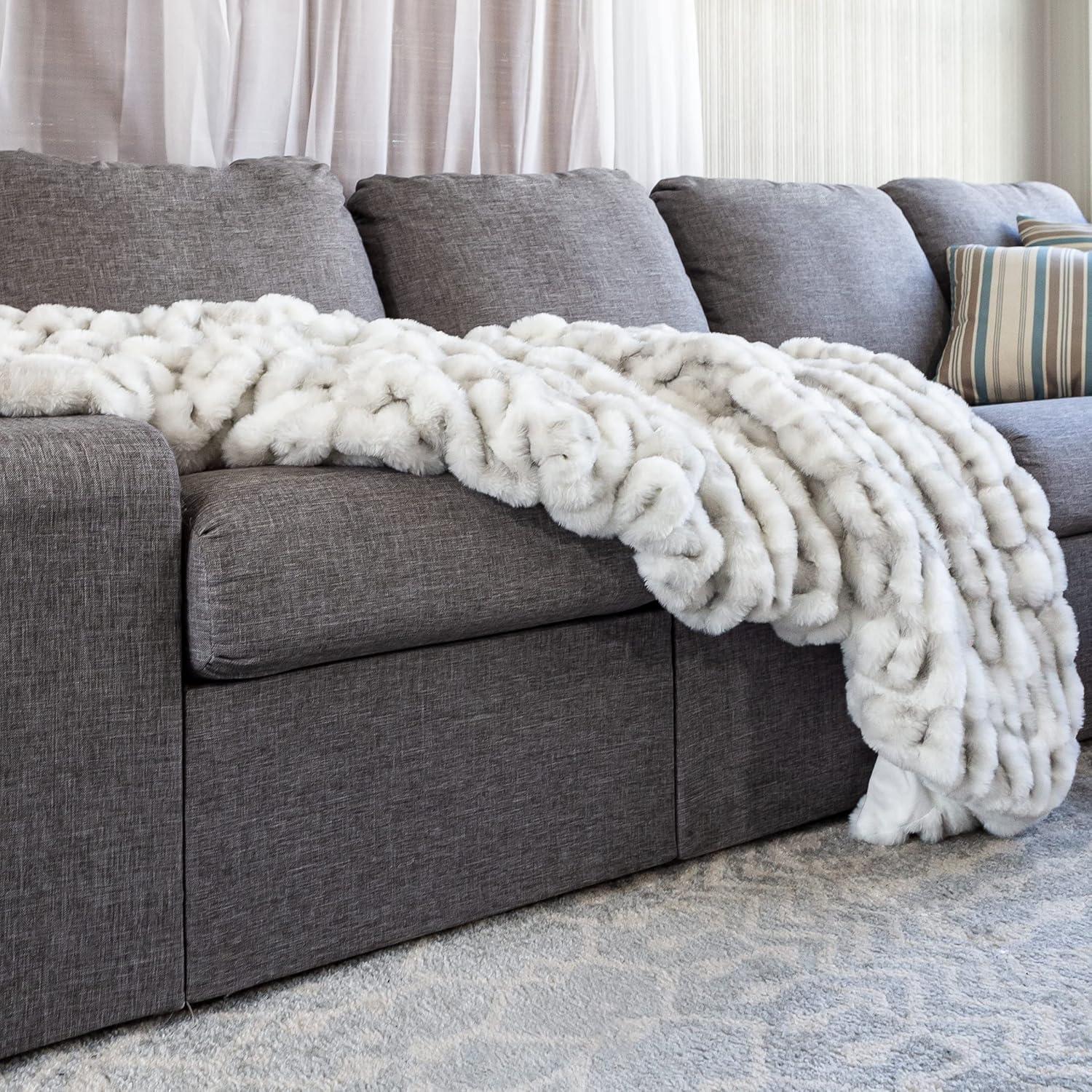 Lavish Home 60x80 Jacquard Faux Fur Blanket