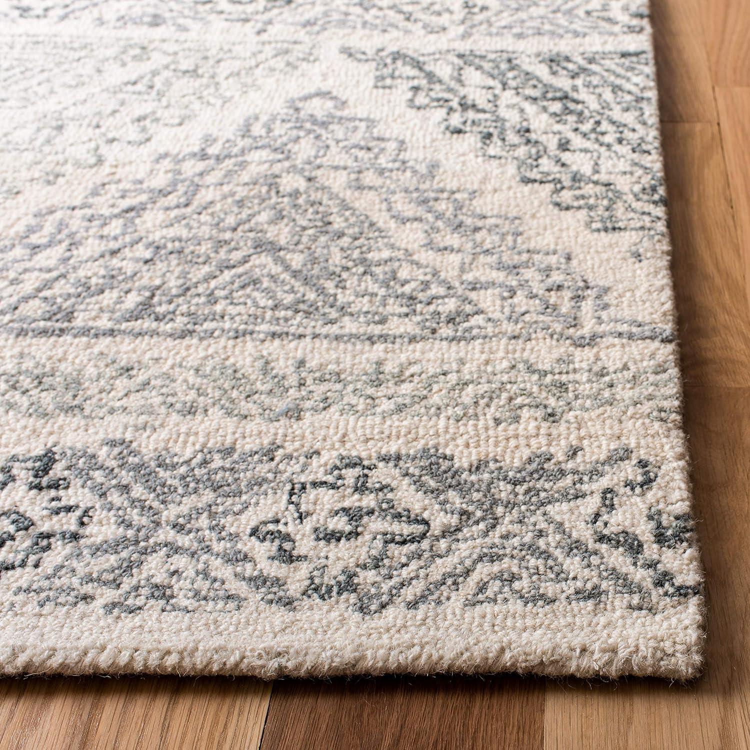 Micro-Loop MLP206 Hand Tufted Indoor Area Rug - Ivory/Grey - 5'x8' - Safavieh
