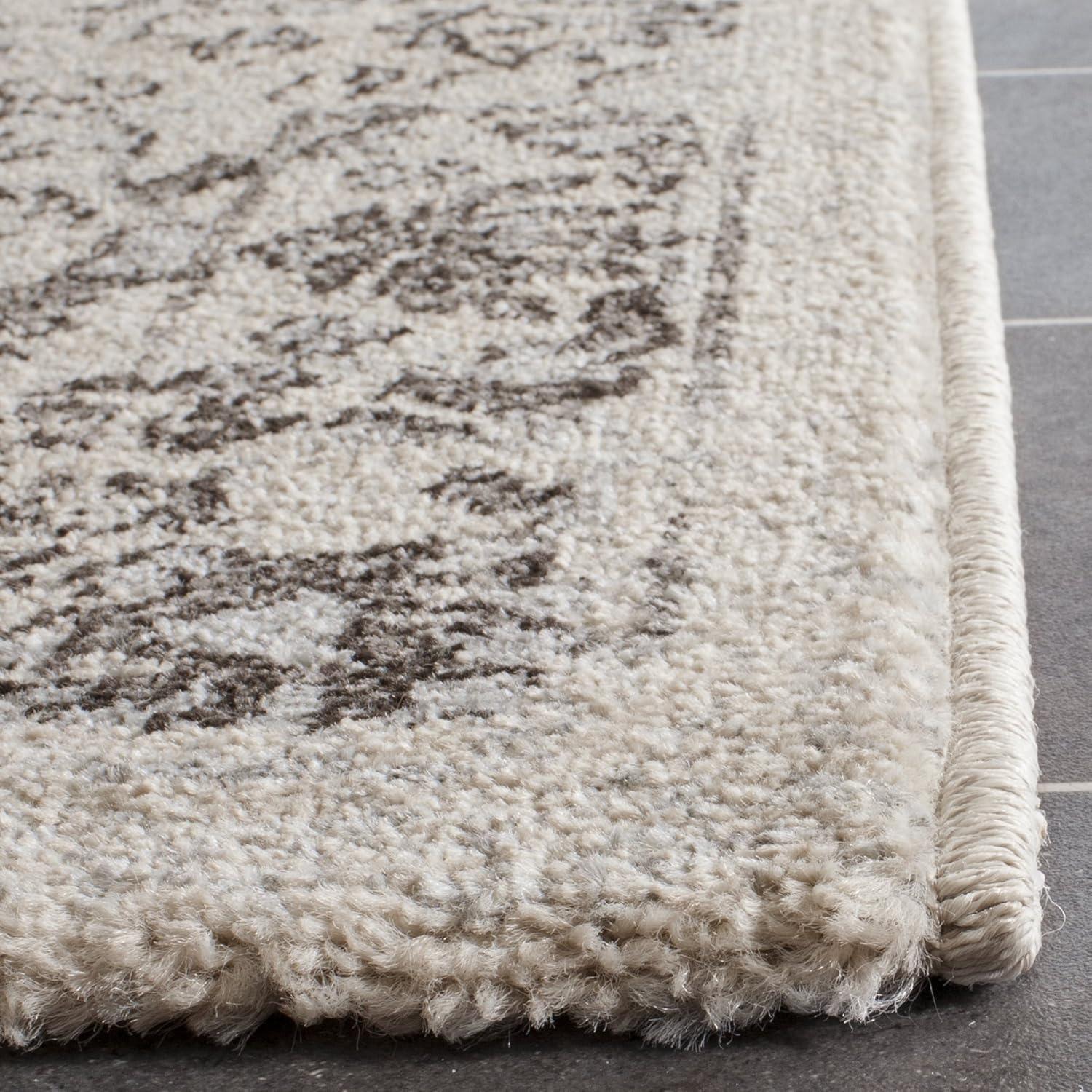 Safavieh  Carmel Vennie Vintage Boho Distressed Oriental Rug 4' x 6' 4' x 6' Indoor Living Room,Bedroom Rectangle