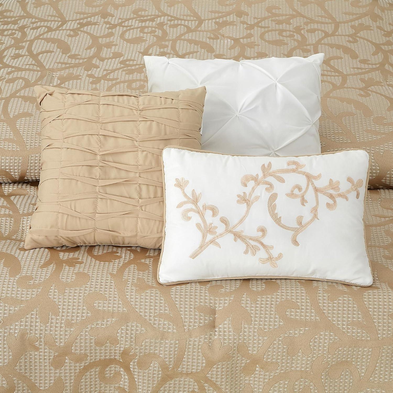 Nanshing America, Inc Janella 14 Piece Luxury Glam Comforter Set