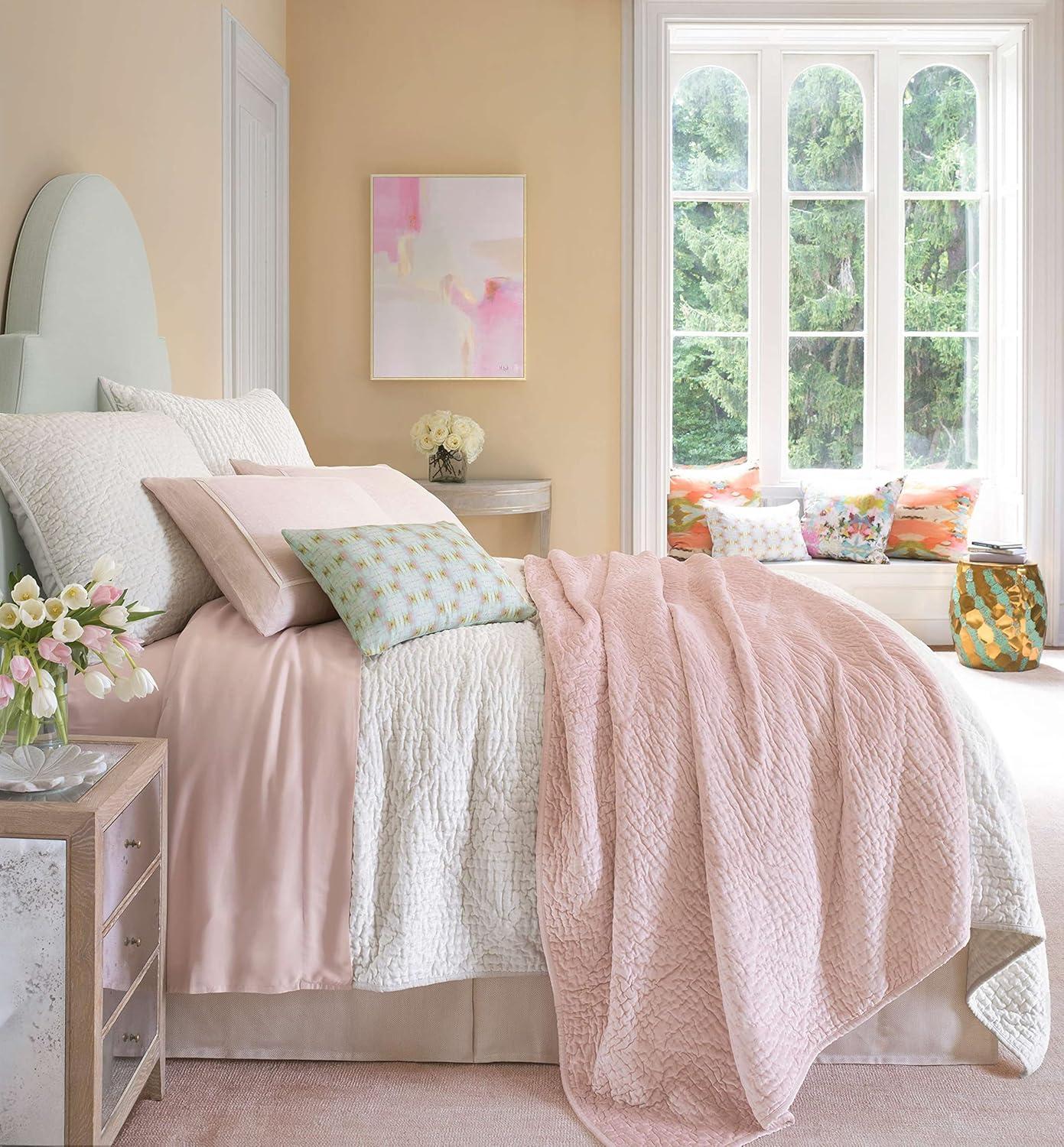 Parisienne Velvet Quilt
