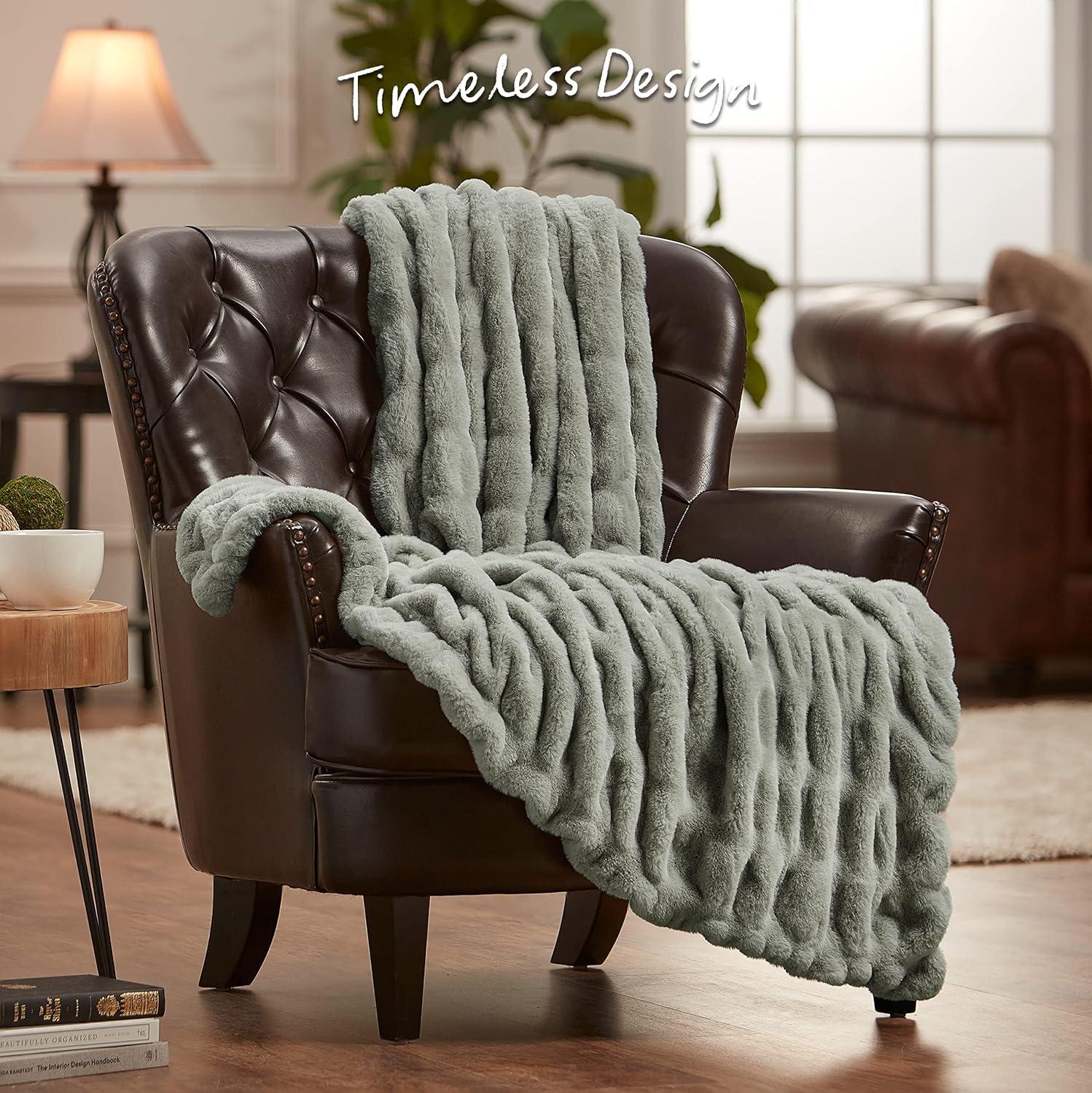 Chanasya Faux Fur Throw