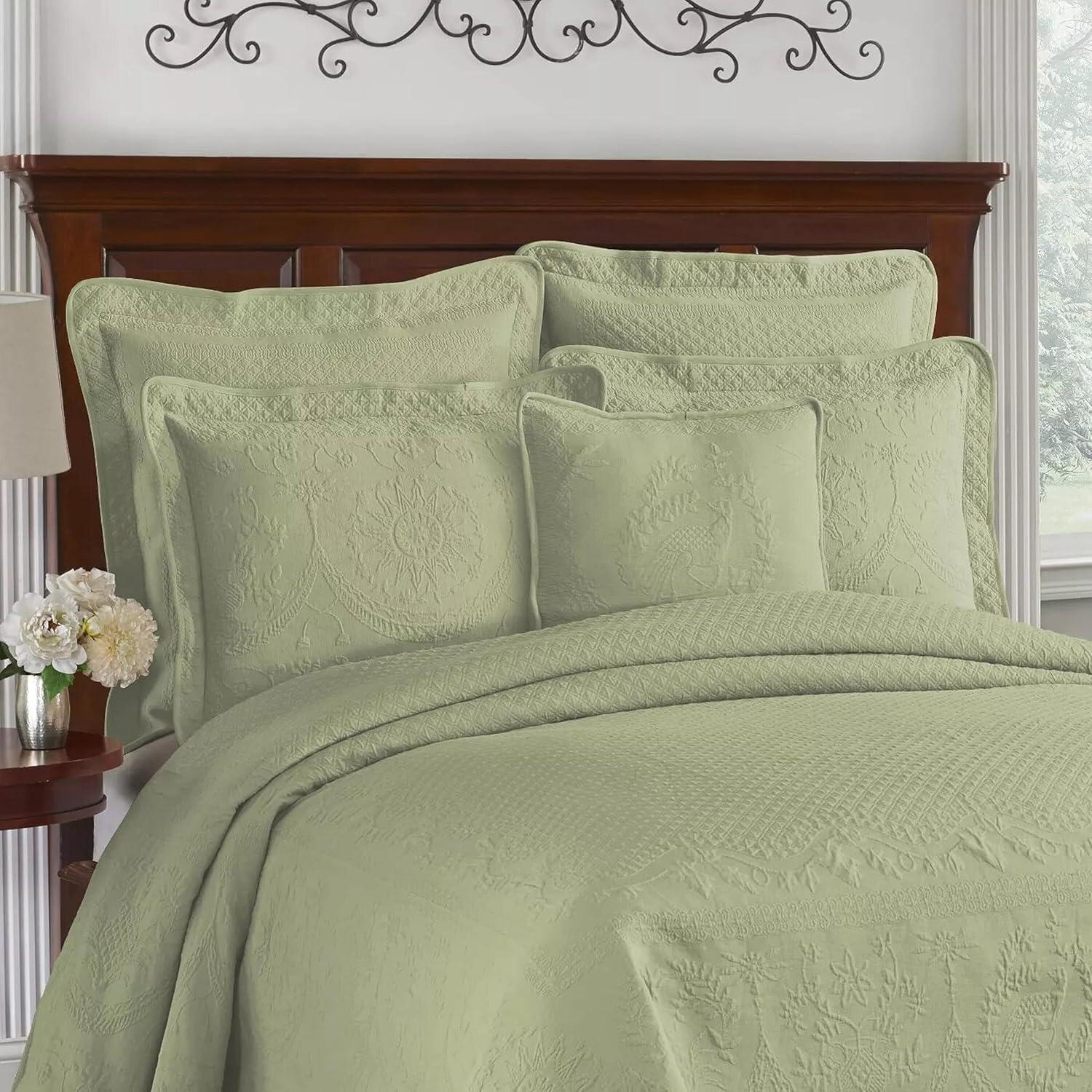 King Charles Matelasse Traditional Cotton Coverlet