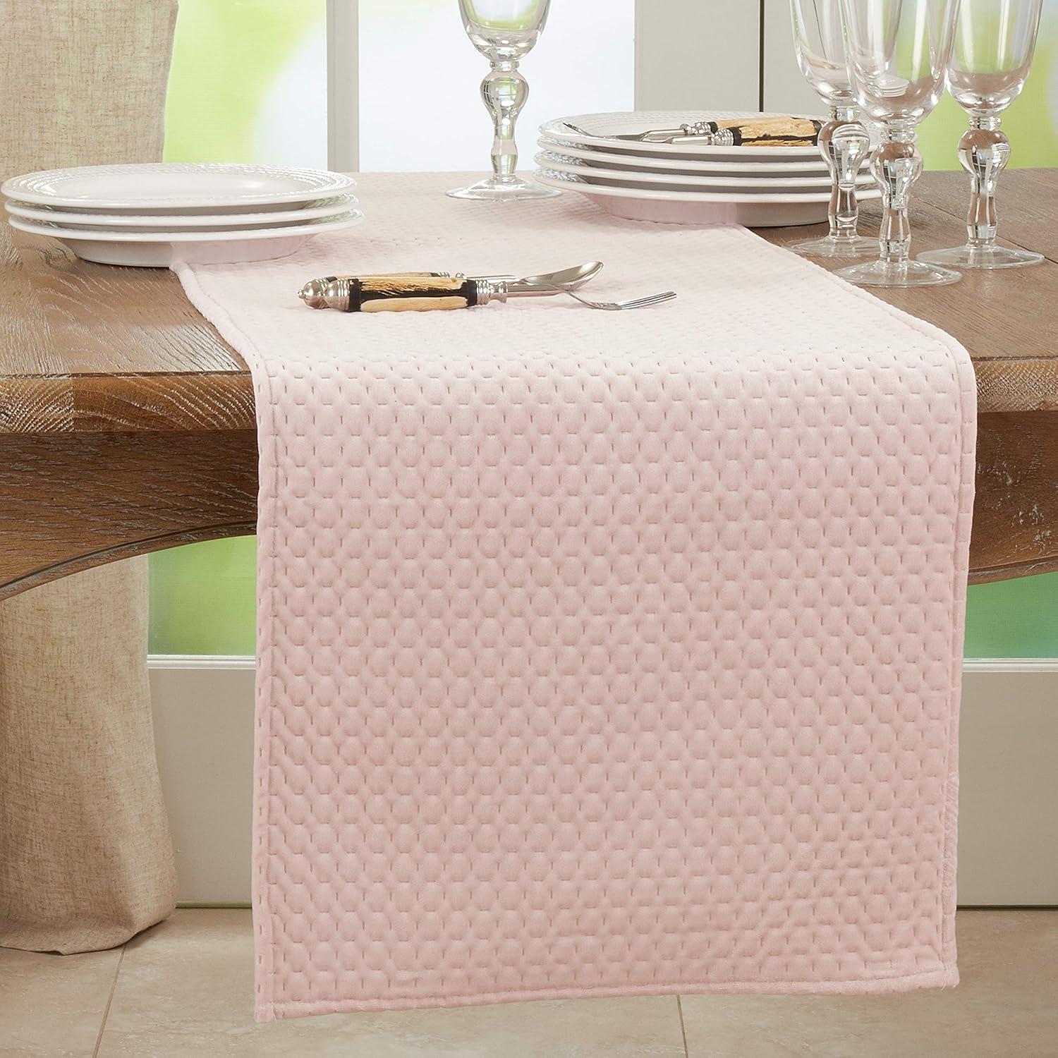 Saro Lifestyle Pinsonic Velvet Table Runner