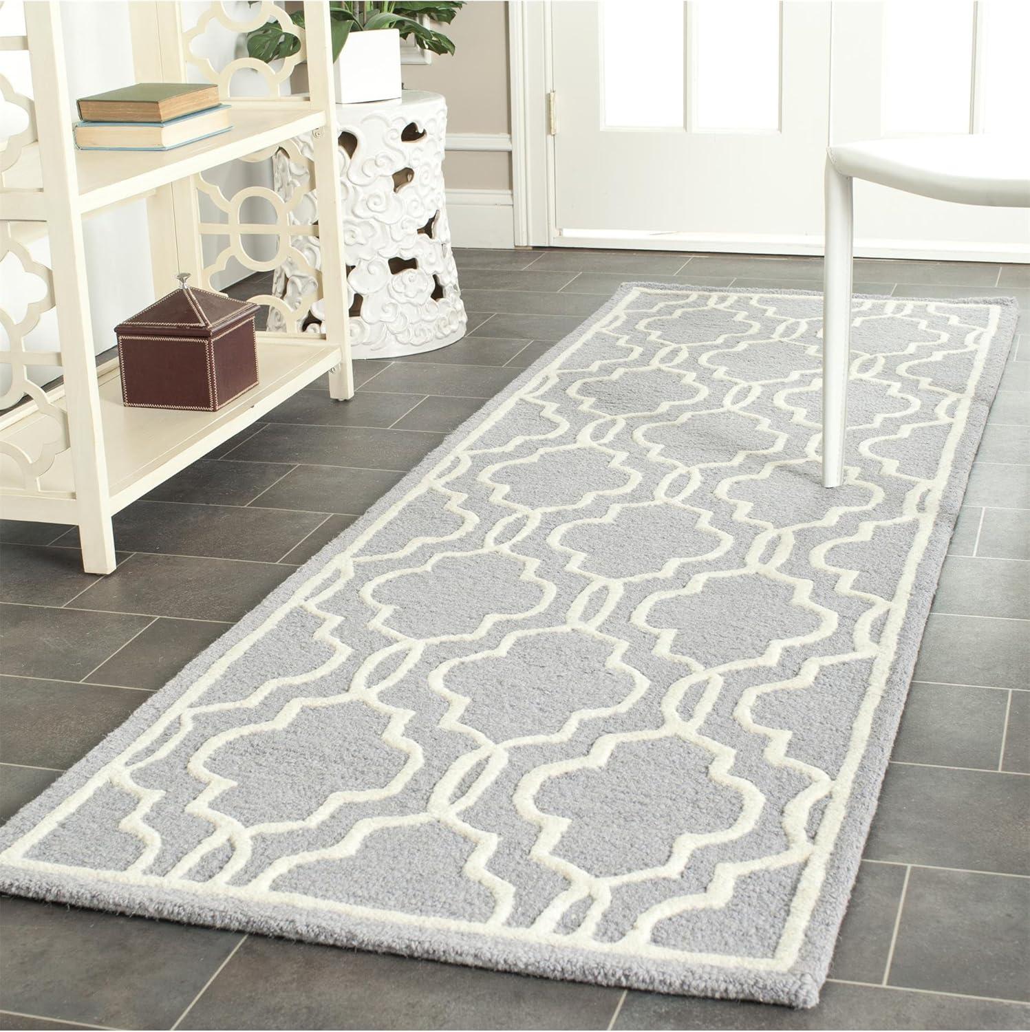 Cambridge CAM131 Tufted Indoor Runner Rug - Silver/Ivory - 2'6"x16' - Safavieh