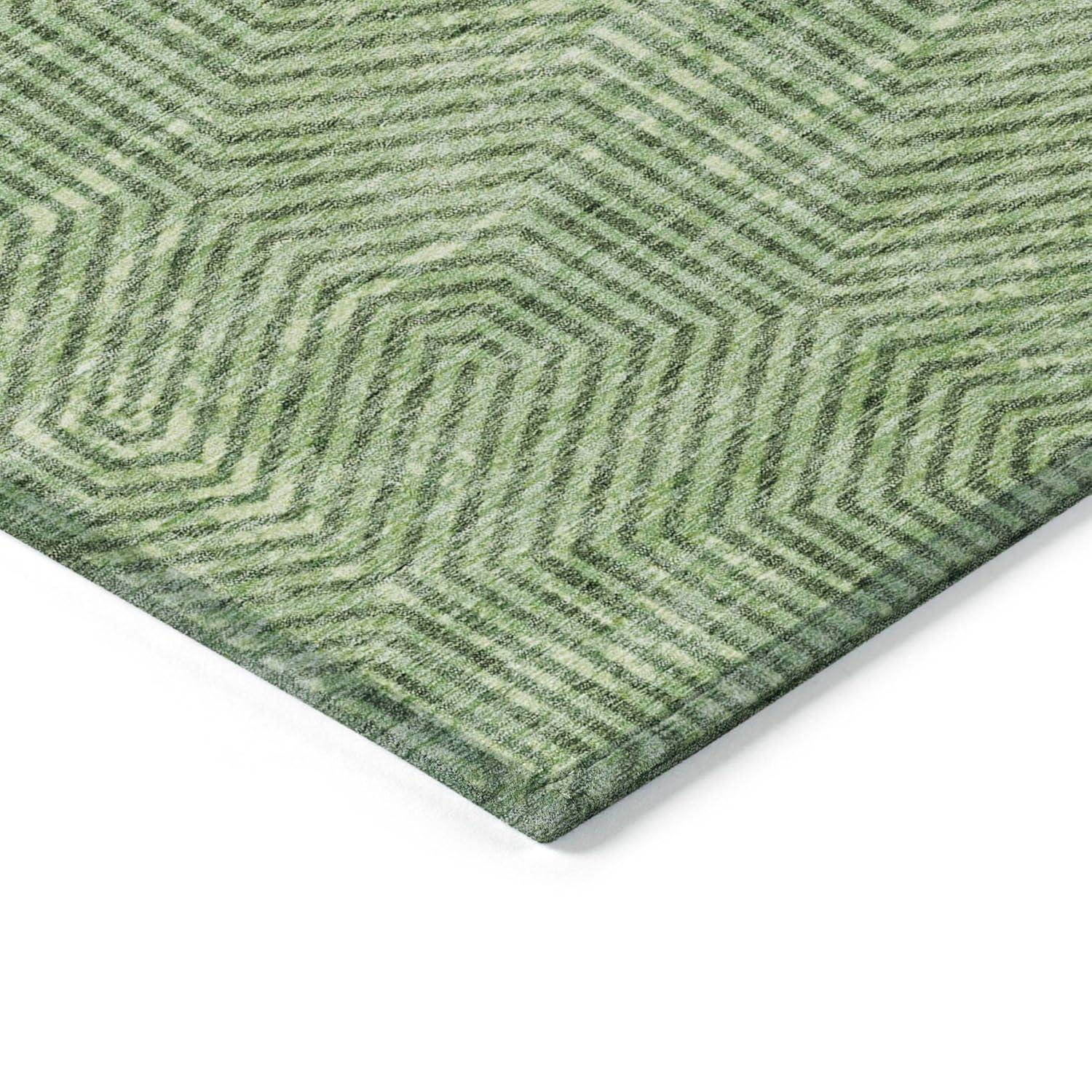 Green Geometric Machine-Washable Indoor/Outdoor Rug 2'6" x 3'10"