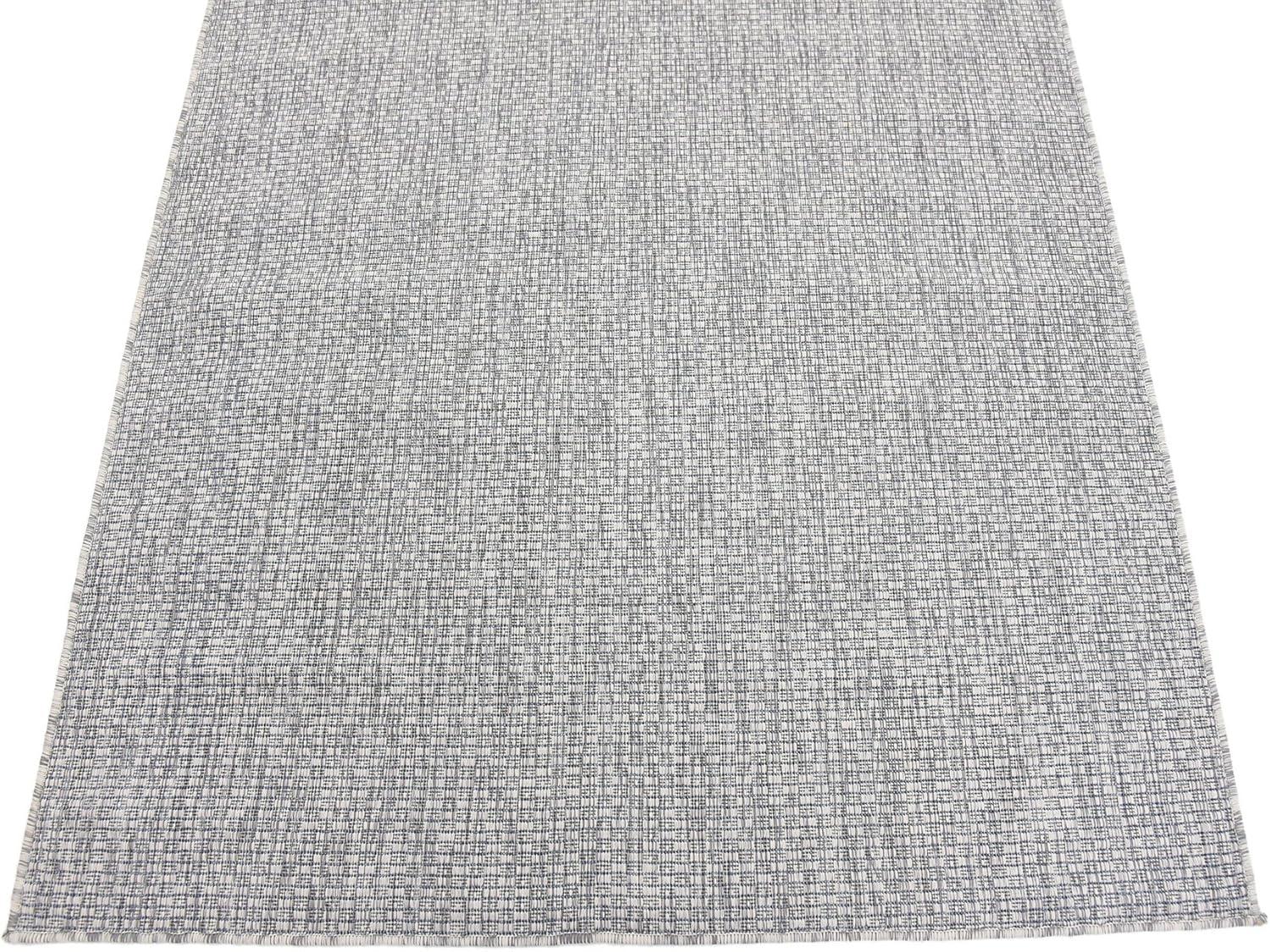 Unique Loom Outdoor Solid Collection Area Rug (4' 1" x 6' 1" Rectangle Light Gray/Ivory)