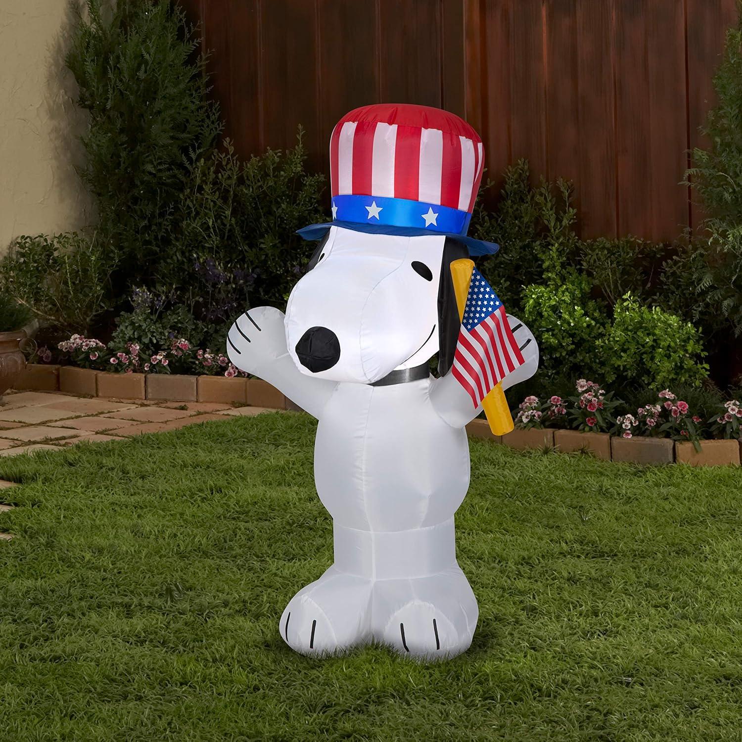 Peanuts Patriotic Snoopy with Hat and Flag Inflatable