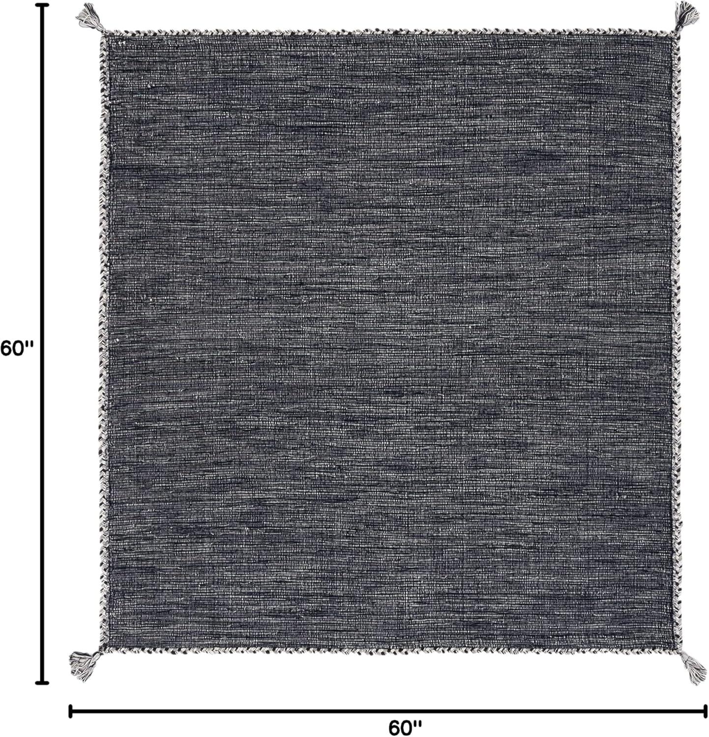 SAFAVIEH Montauk Bijar Solid Cotton Area Rug, Grey/Black, 5' x 5' Square