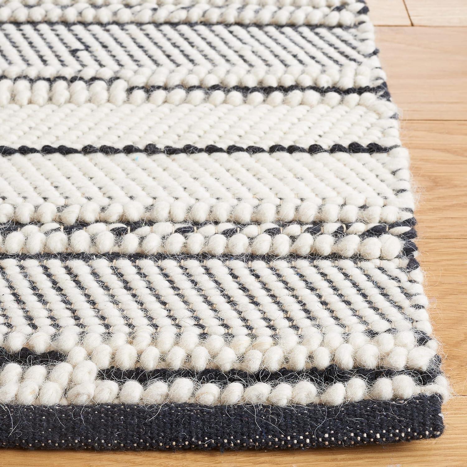 Natura NAT281 Flat Weave Indoor Area Rug - Black/Ivory - 4'x6' - Safavieh