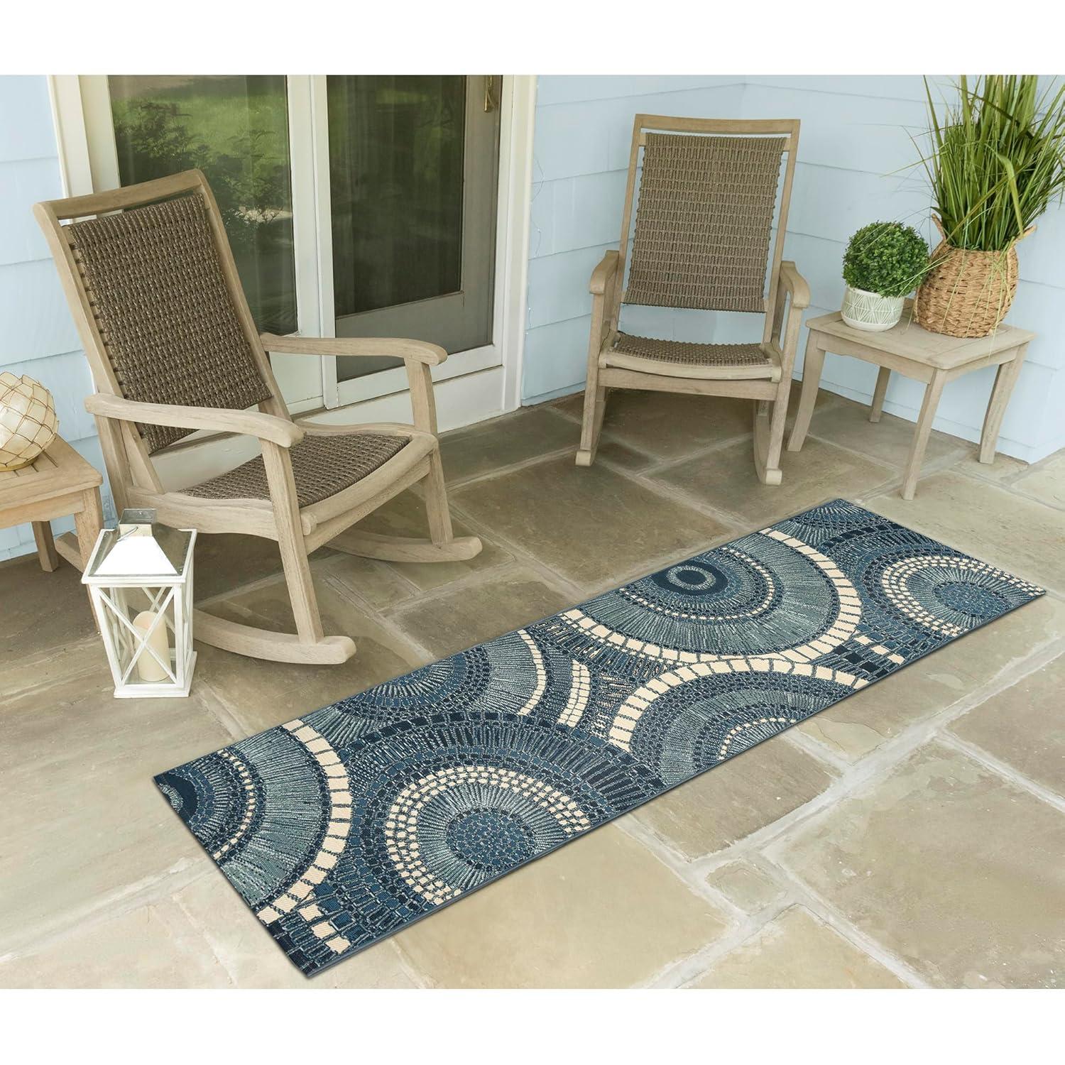 Liora Manne Marina Circles Indoor/Outdoor Rug Delft 1'11" x 7'6"