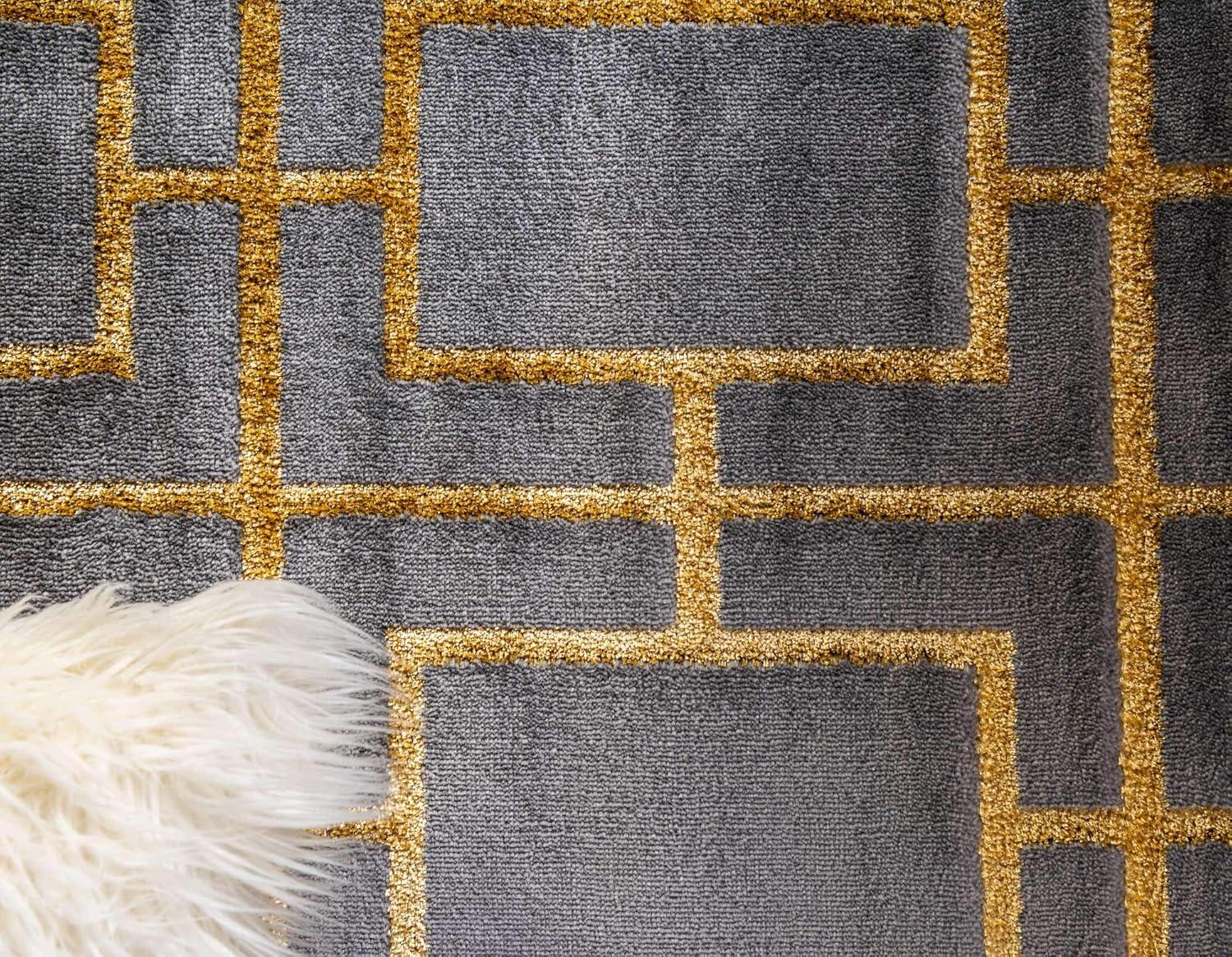 Elegant Gray and Gold Trellis 4' x 6' Synthetic Area Rug