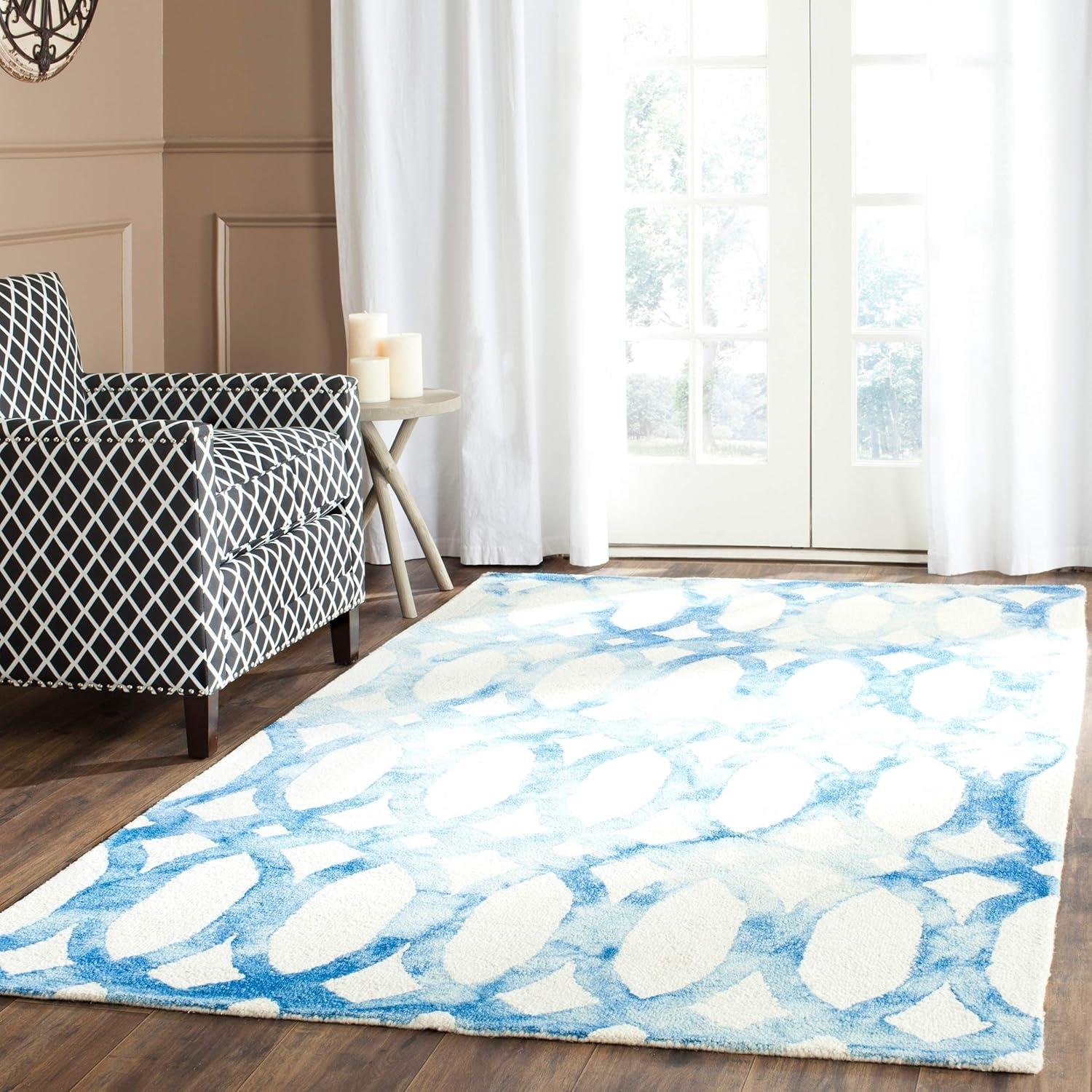 Amekia Hand Tufted 80% Wool, 20% Cotton Geometric Rug