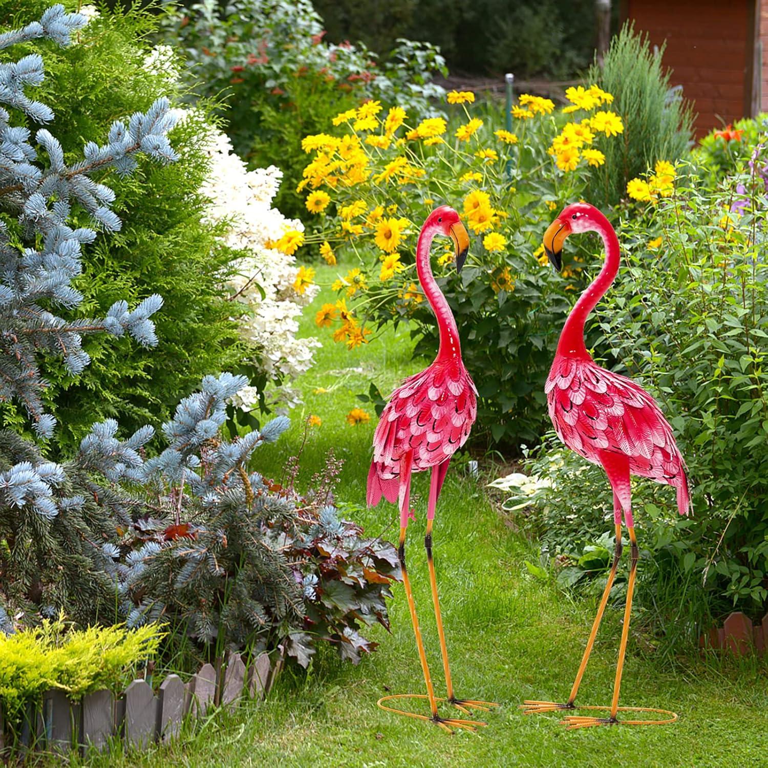 Giantex Flamingo Garden Statues Set of 2, Standing Metal Flamingo Sculptures Bird Ornament Yard Decorations for Lawn Backyard Porch Patio Outdoor Decor, with 4 U-Shaped Stakes (Flamingo)