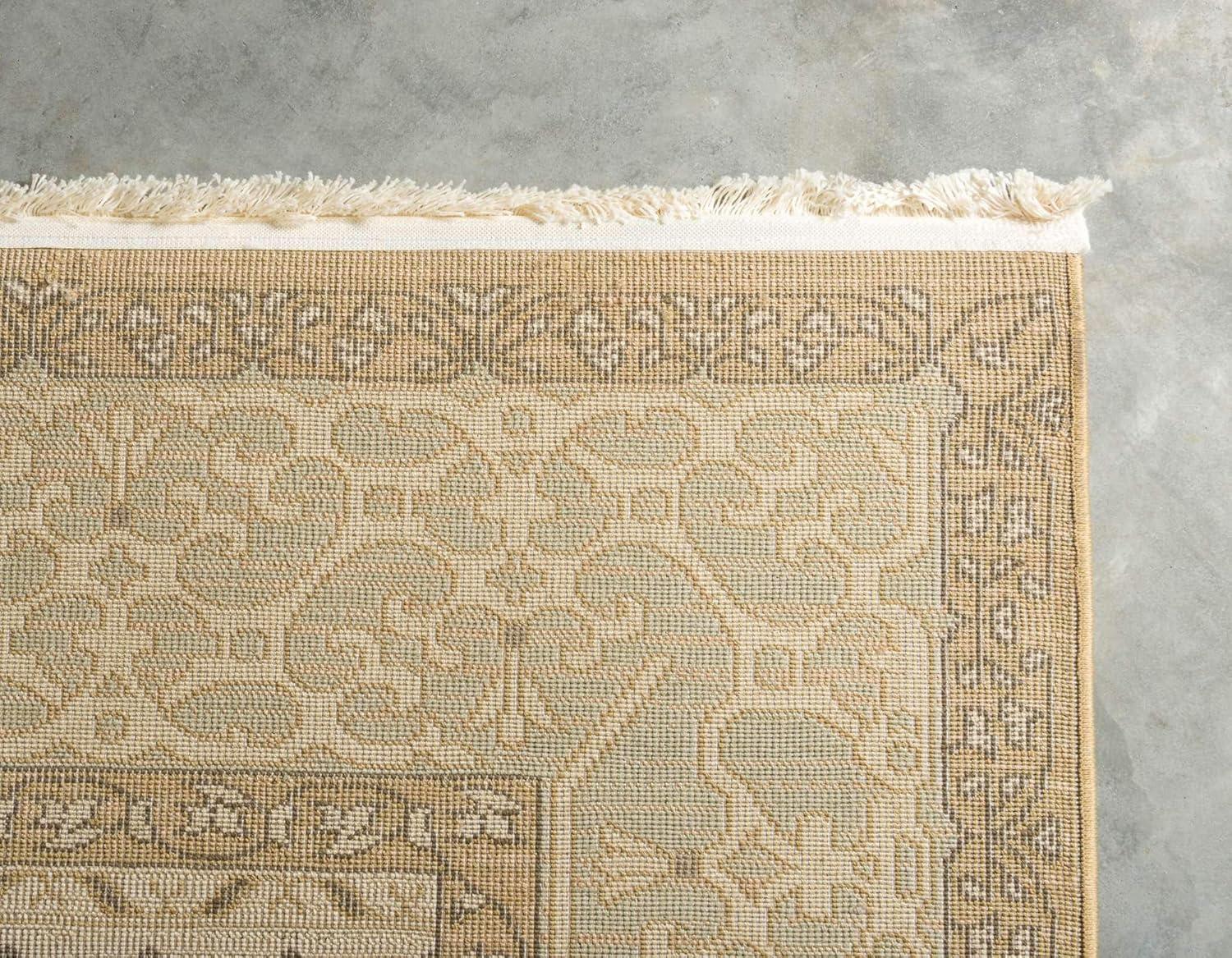 Elegant Cream 9' x 12' Synthetic Rectangular Area Rug