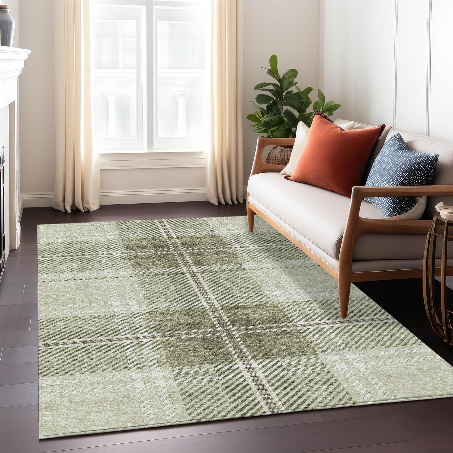 Green Plaid Synthetic Indoor/Outdoor Washable Rug 2'6" x 3'10"