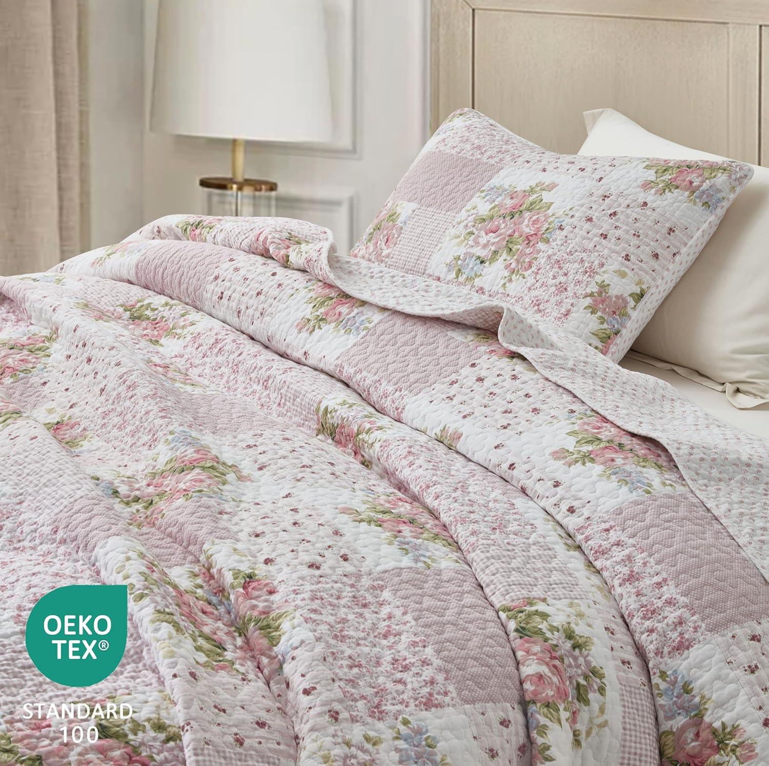 Pink Floral Patchwork Twin Reversible Cotton Quilt Set