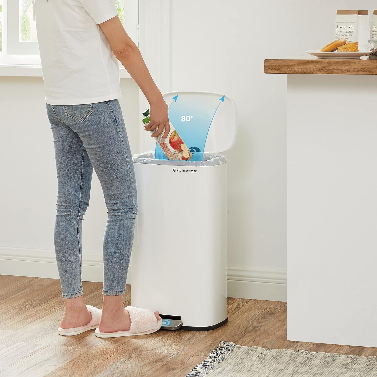 8 Gallon Trash Can with Lid, Garbage Can, Stainless Steel Small Waste Bin with Step Pedal and Inner Bucket, Soft Close, Kitchen