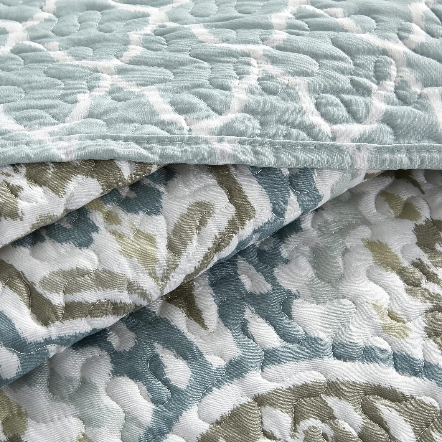 Tivoli Modern & Contemporary Damask Quilt Set