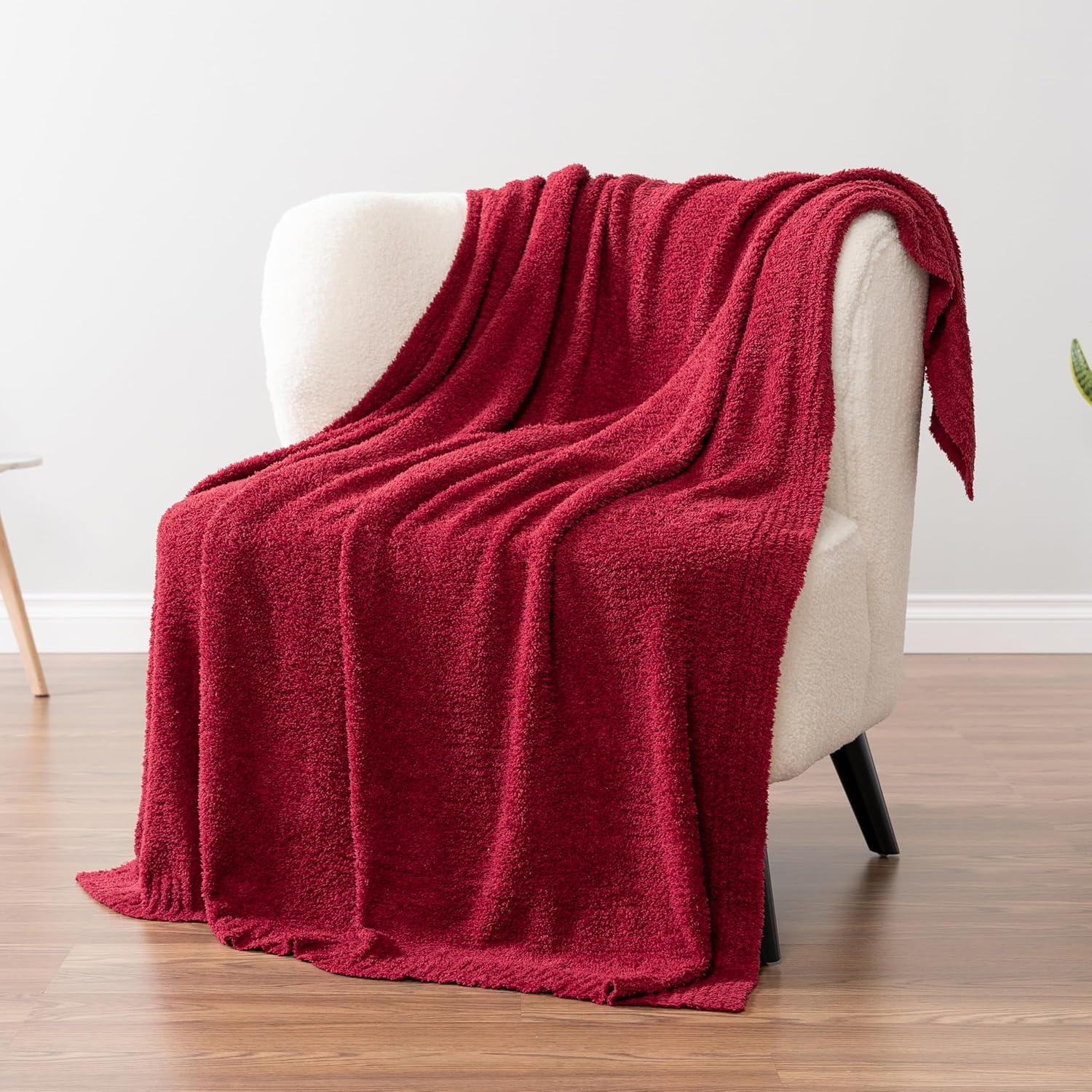 PAVILIA Plush Knit Throw Blanket for Couch Sofa Bed, Super Soft Fluffy Fuzzy Lightweight Warm Cozy All Season