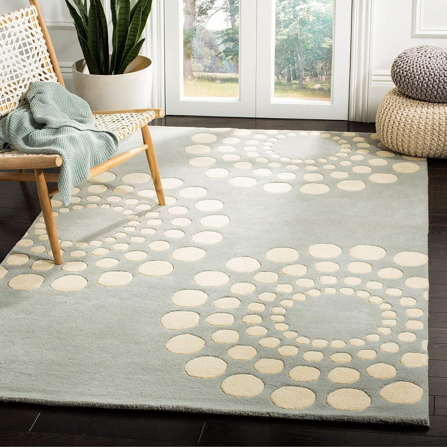 SAFAVIEH Soho Louise Polka Dots Wool Area Rug, Ivory/Multi, 5' x 8'