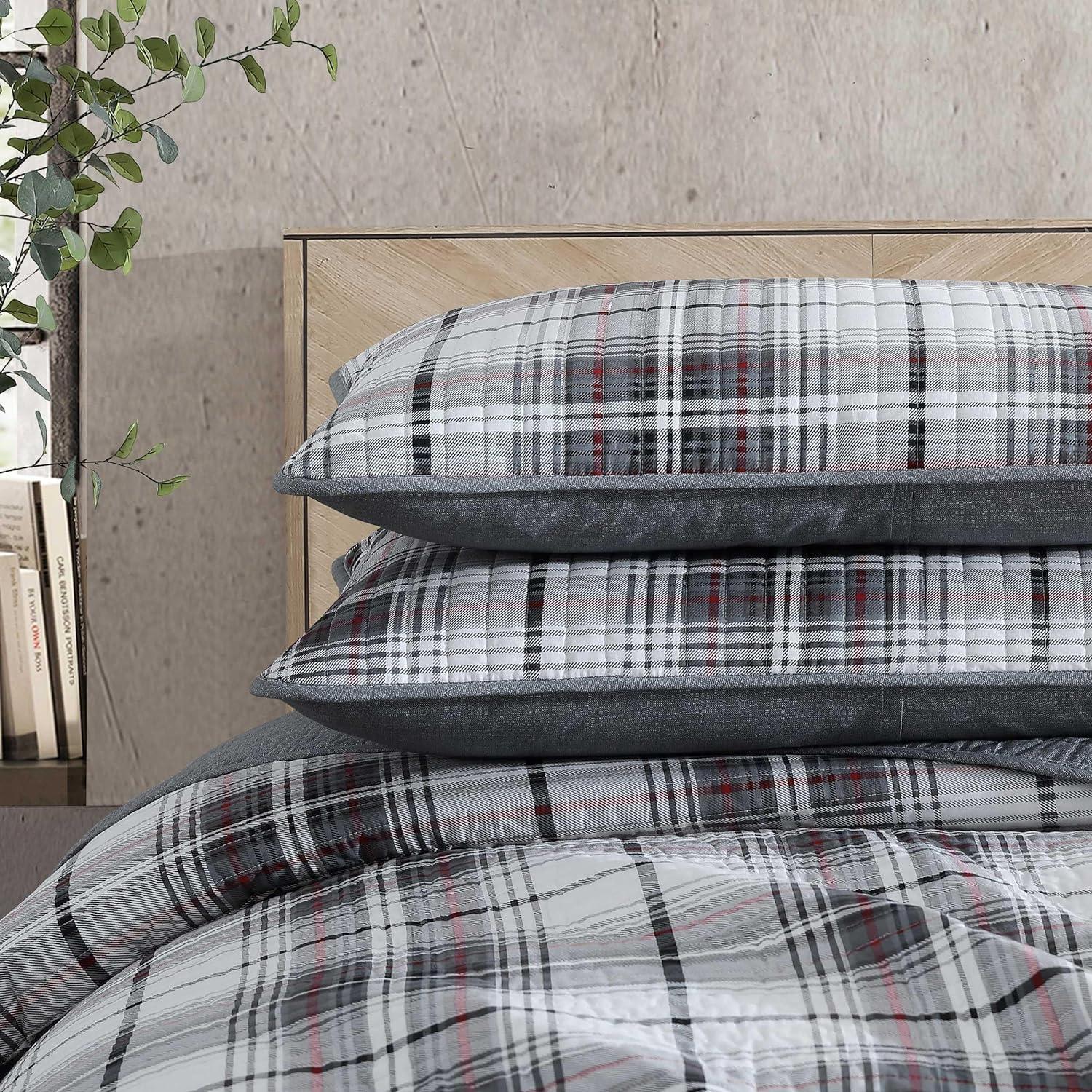 Eddie Bauer - Twin Quilt Set, Reversible Cotton Bedding with Matching Sham, Plaid Home Decor for All Seasons (Alder Plaid Grey, Twin)
